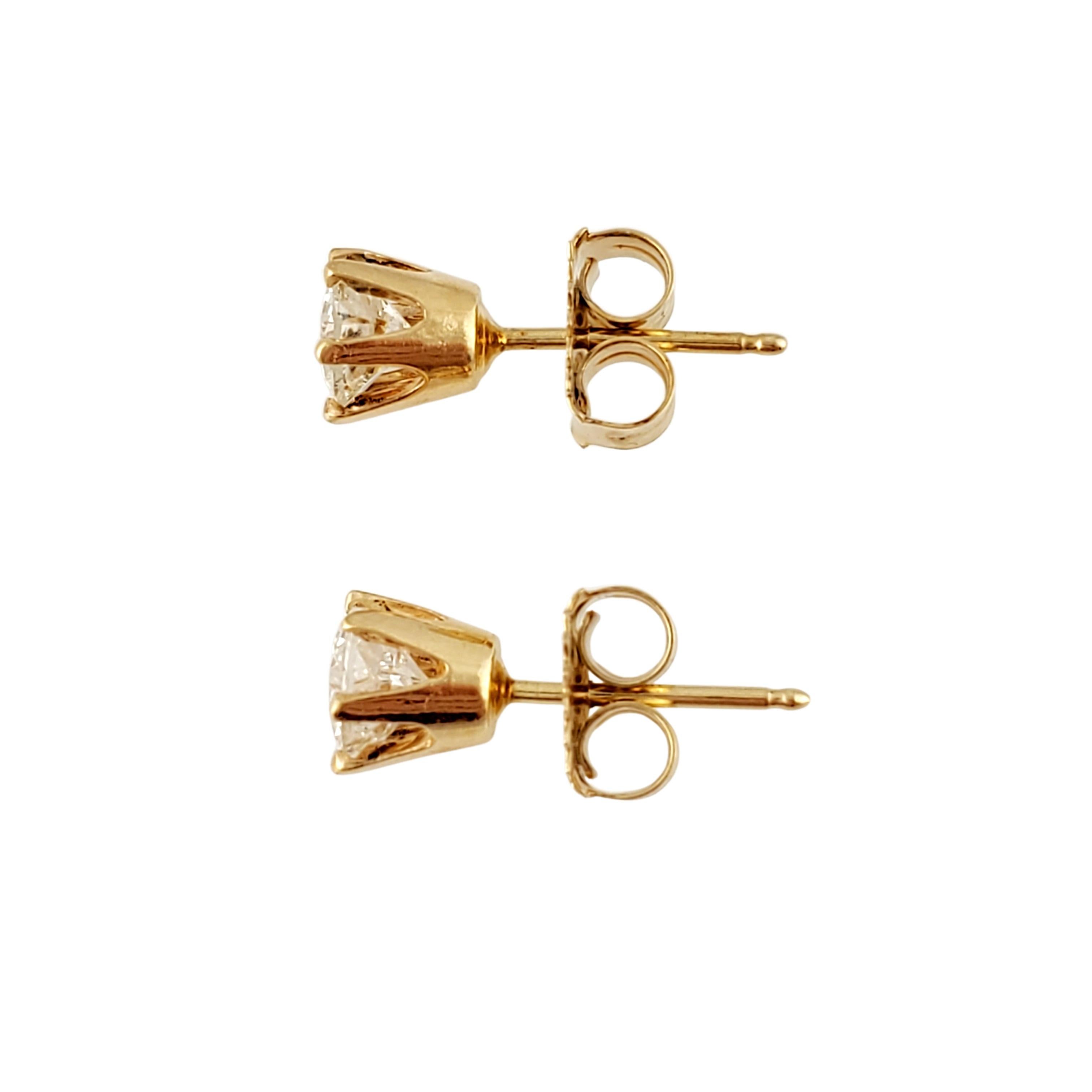 14 karat gold stud earrings