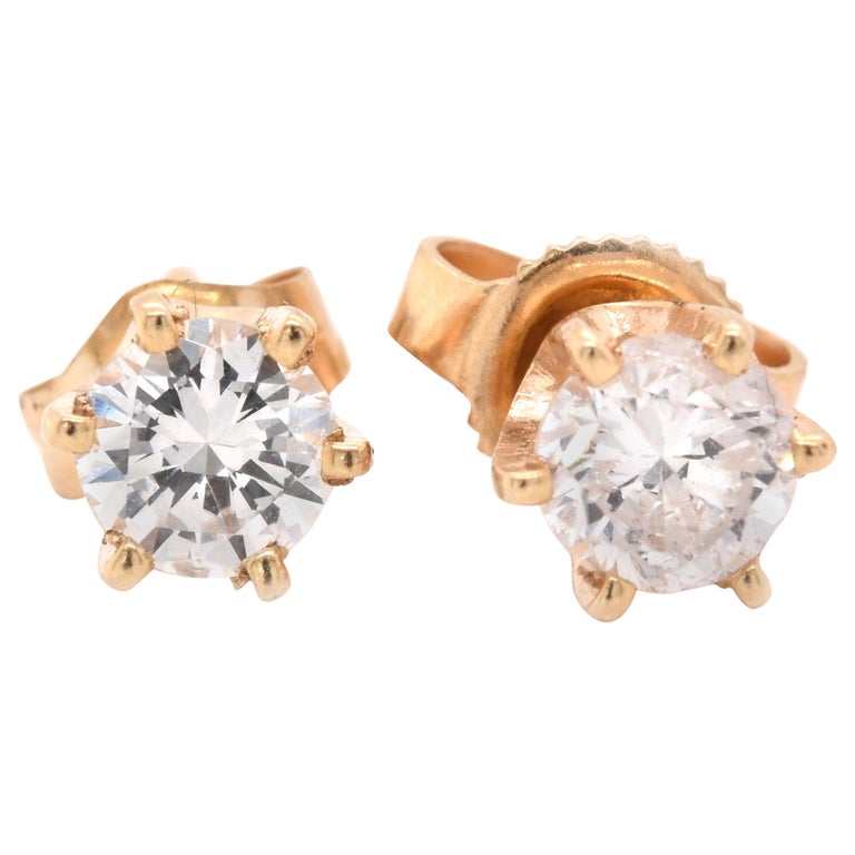 14 Karat Yellow Gold Diamond Stud Earrings For Sale at 1stDibs