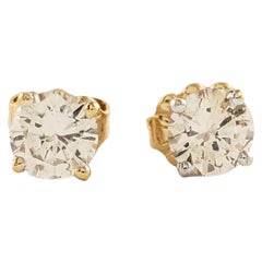 14 Karat Yellow Gold Diamond Stud Earrings