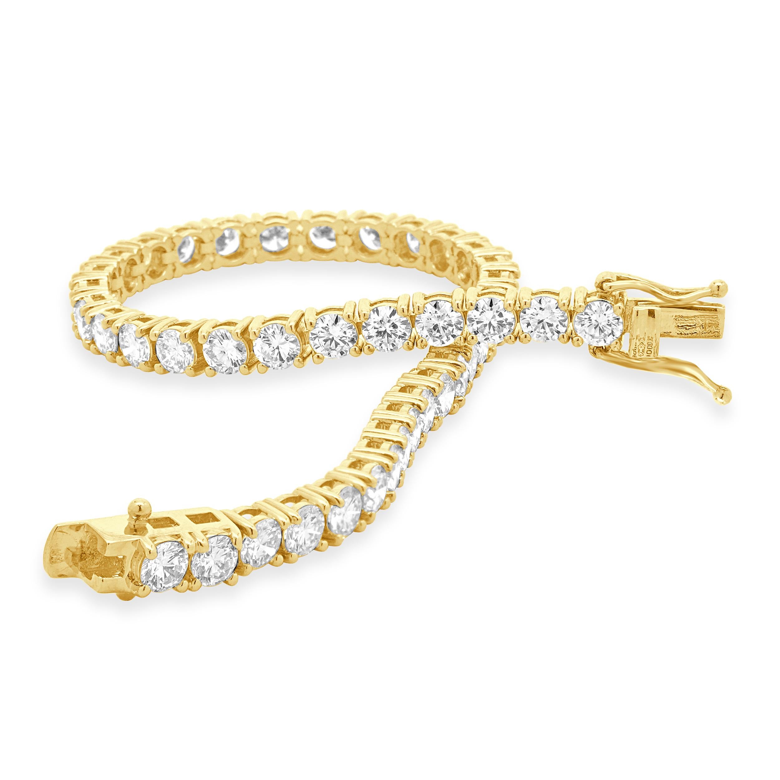 Pulsera de tenis de diamantes en oro amarillo de 14 quilates en Excelente Estado en Scottsdale, AZ