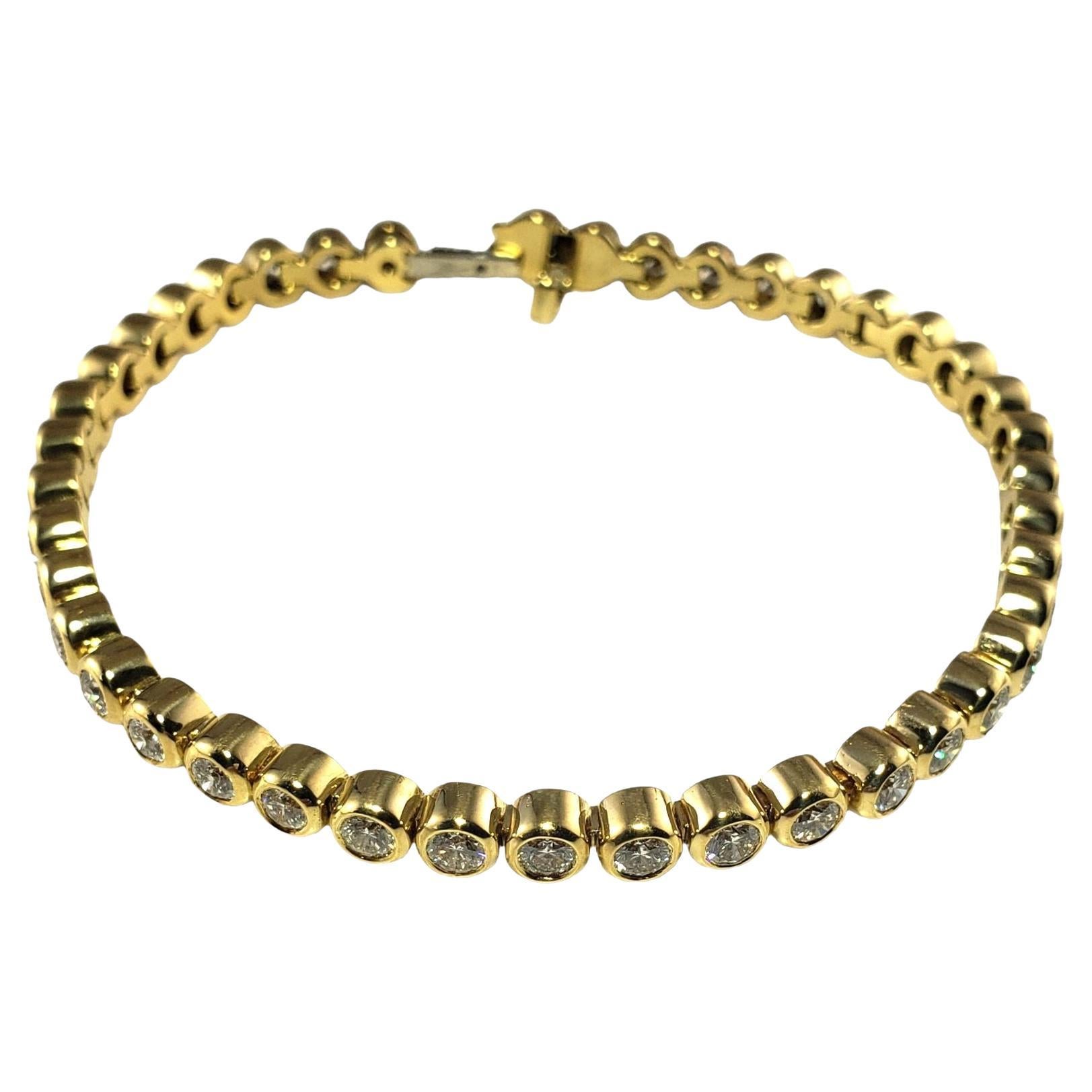 14 Karat Yellow Gold Diamond Tennis Bracelet #14226 For Sale