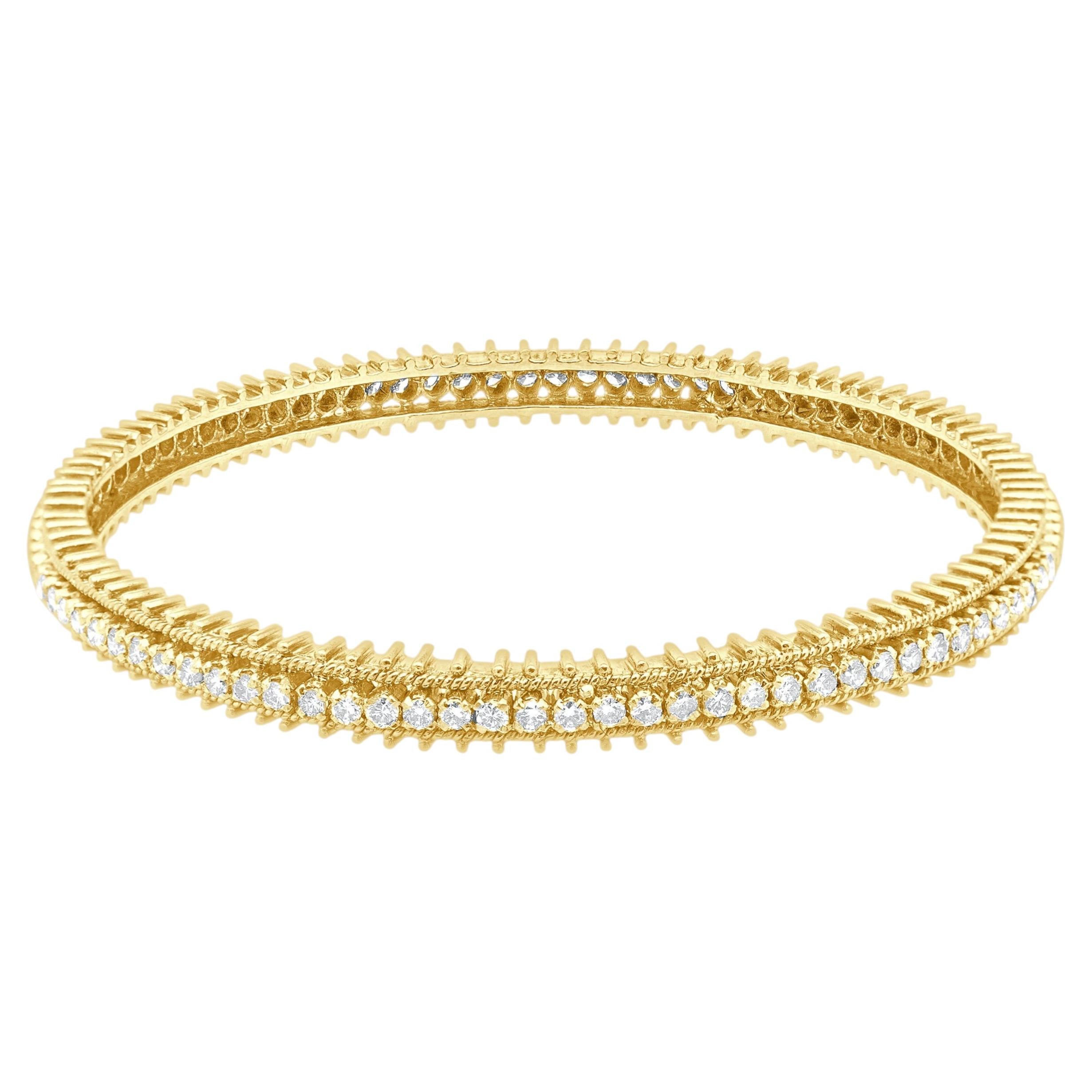 14 Karat Yellow Gold Diamond Textured Bangle