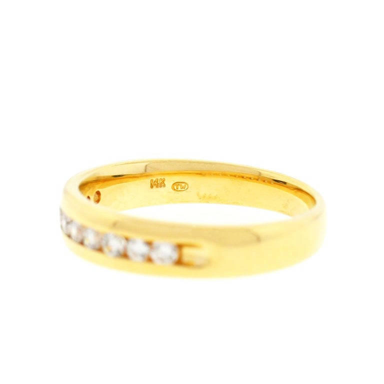 14 Karat Yellow Gold Diamond Wedding Band .25 Carat For Sale at 1stDibs