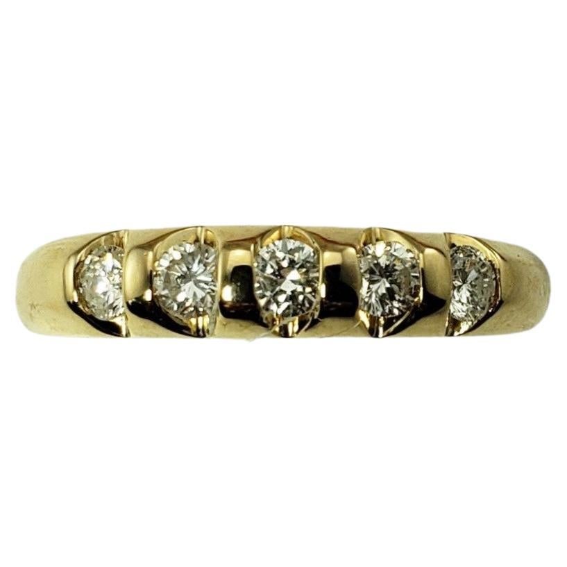 14 Karat Yellow Gold Diamond Wedding Band Ring 7.5 For Sale