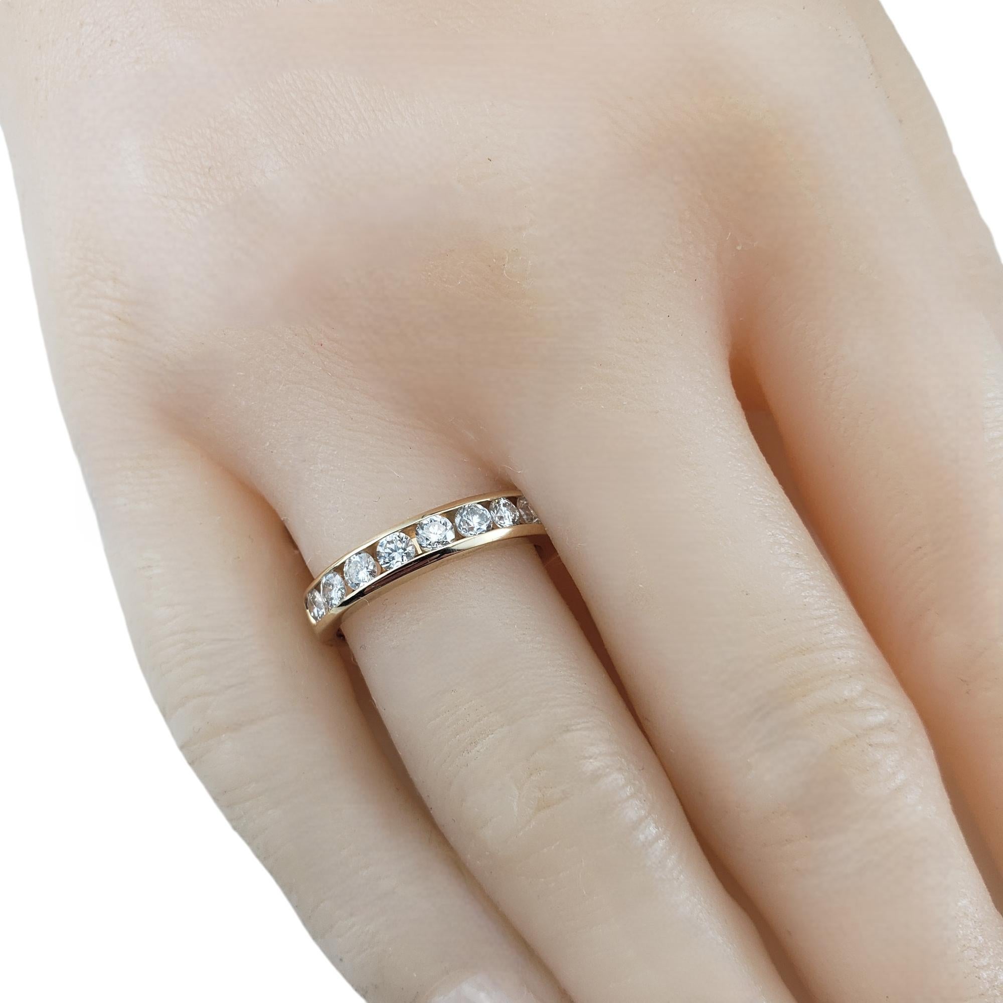 Alliance en or jaune 14 carats avec diamants taille 7,25 n°19230 en vente 2