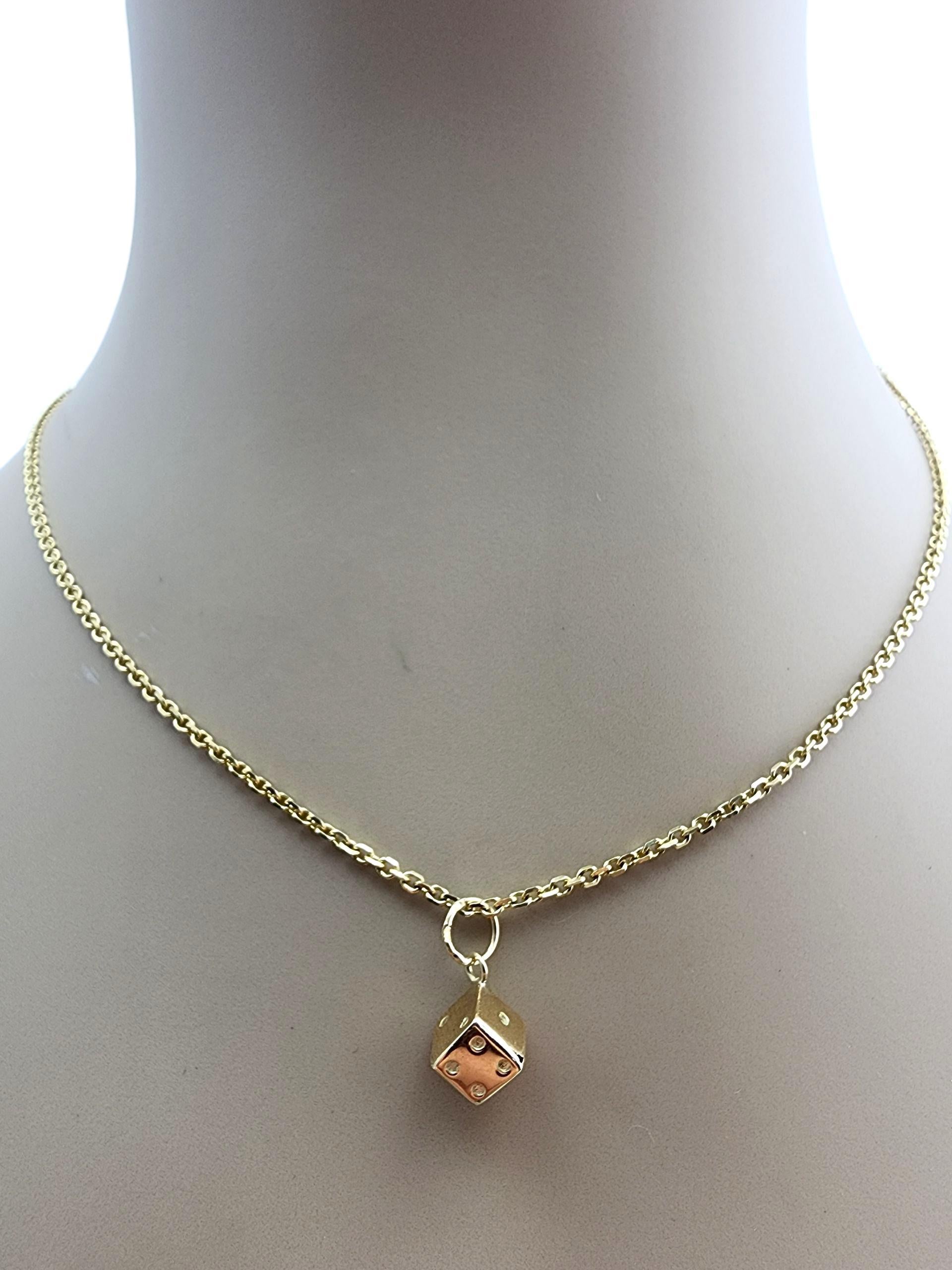 Charm de dé en or jaune 14 carats #23683 Bon état - En vente à Washington Depot, CT