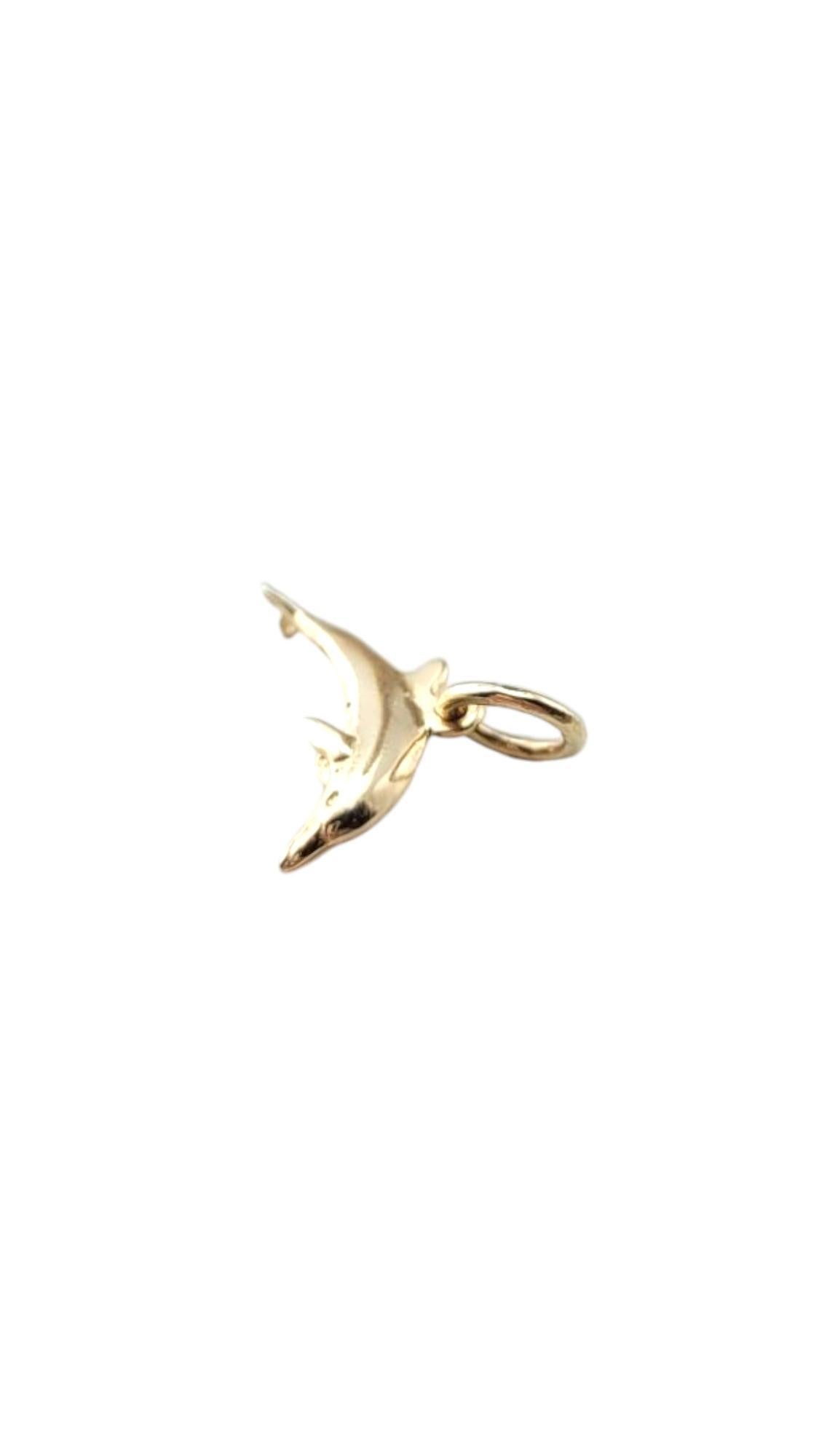 Pendentif en or jaune 14 carats avec breloque dauphin #20890 Bon état - En vente à Washington Depot, CT