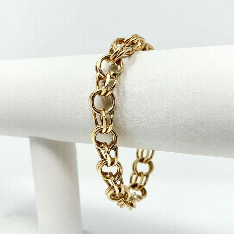 14 Karat Yellow Gold Double Circle Link Charm Bracelet For Sale at 1stDibs