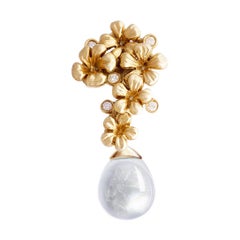 14 Karat Yellow Gold Drop Pendant Necklace with Diamonds and Removable Quartz