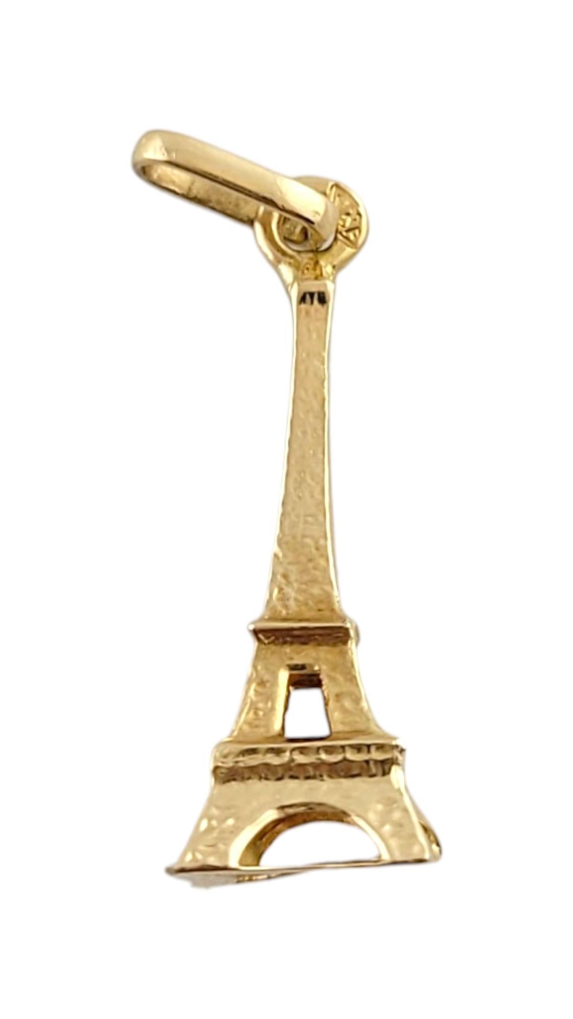 14 Karat Yellow Gold Eiffel Tower Charm #18217 In Good Condition In Washington Depot, CT