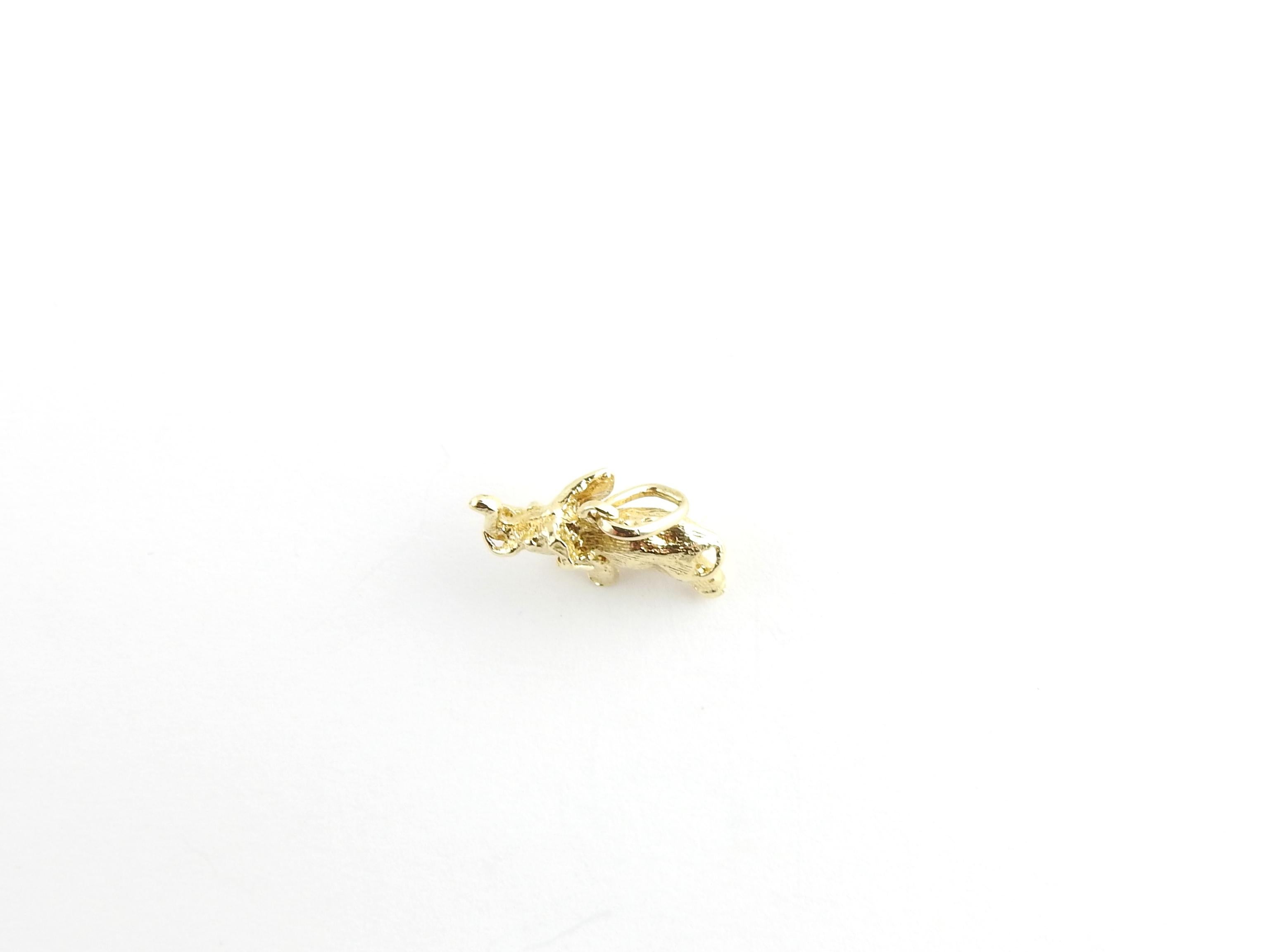 Vintage 14 Karat Yellow Gold Elephant Charm

Elephants are thought to bring luck, prosperity and happiness!

This lovely 3D charm features a miniature elephant with upturned trunk meticulously detailed in 14K yellow gold.

Size: 10 mm x 15 mm 