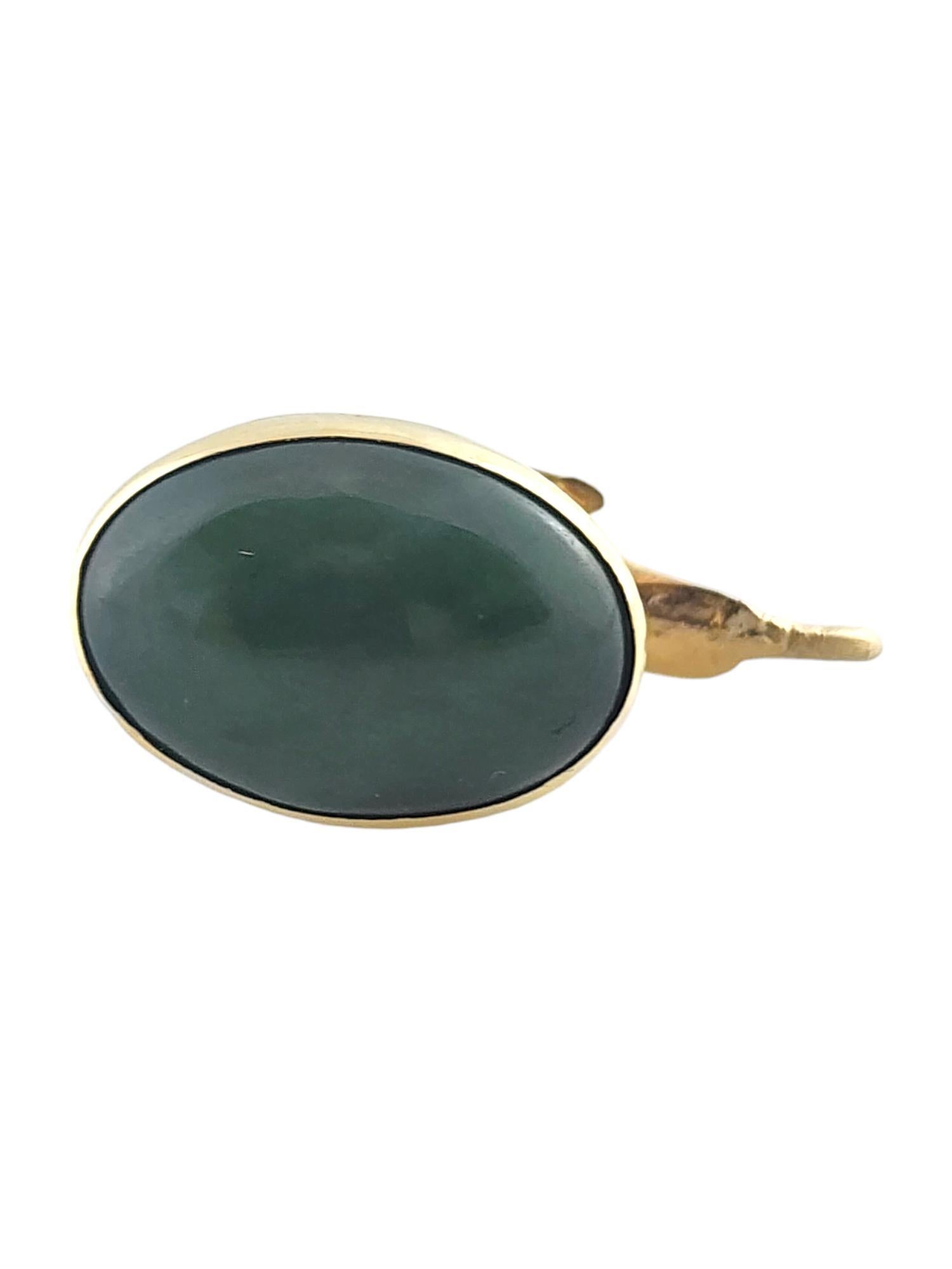 Charm Elefante in oro giallo 14 carati con pietra Cabachon verde #19247 In condizioni buone in vendita a Washington Depot, CT