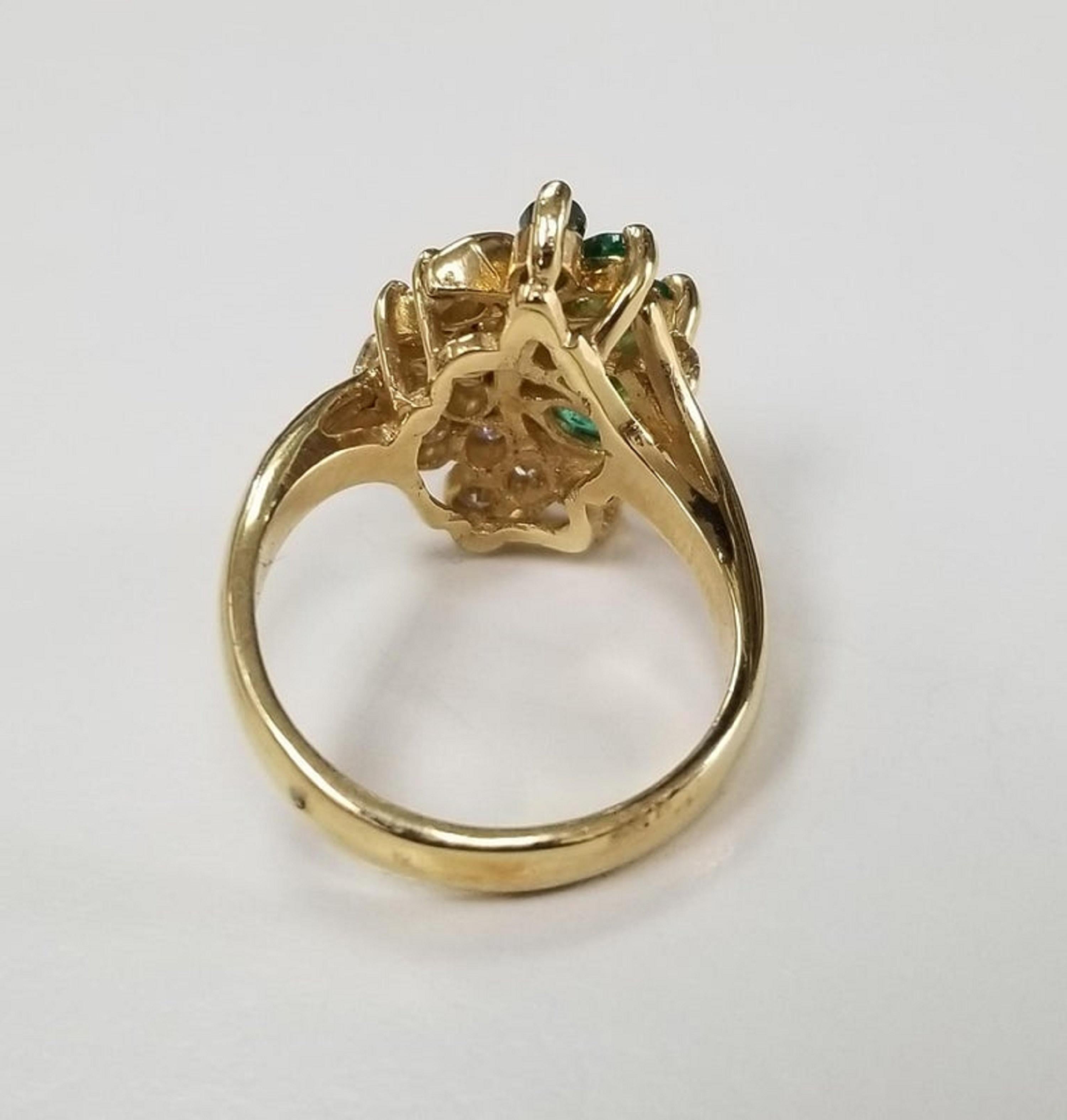 14 Karat Yellow Gold Emerald and Diamond Cluster Ring In New Condition For Sale In Los Angeles, CA