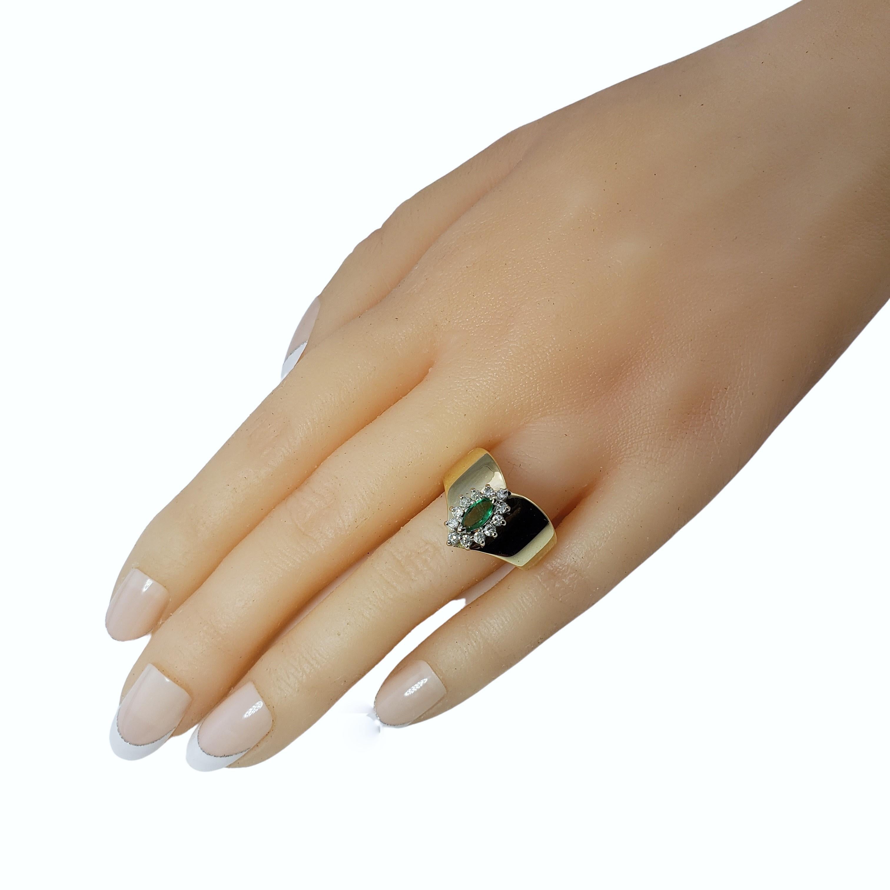 14 Karat Yellow Gold Natural Emerald and Diamond Ring 3