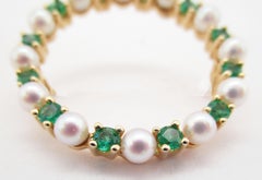14 Karat Yellow Gold Emerald and Pearl Circle Pin