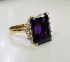 14 Karat Yellow Gold Emerald Cut Amethyst and Diamond Ring