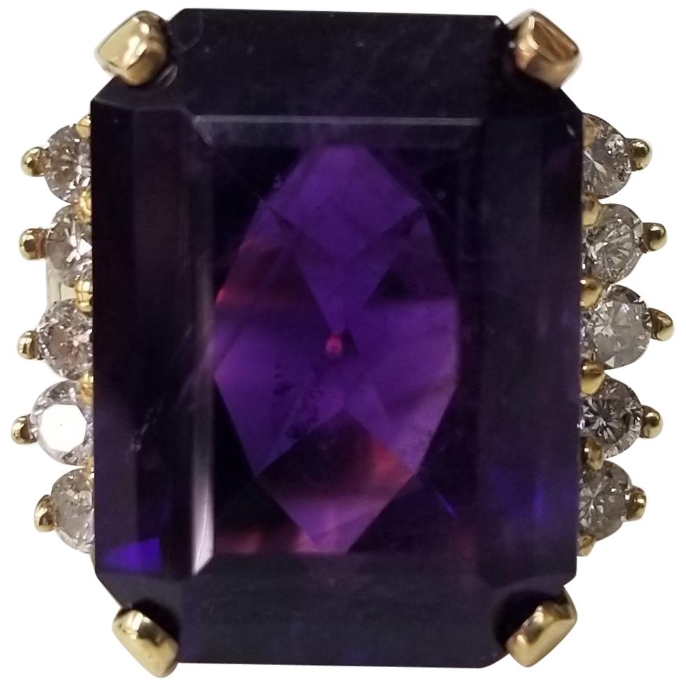 14 Karat Yellow Gold Emerald Cut Amethyst and Diamond Ring For Sale