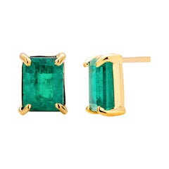 14 Karat Yellow Gold Emerald Cut Colombia Emerald Bezel Set Stud Earrings