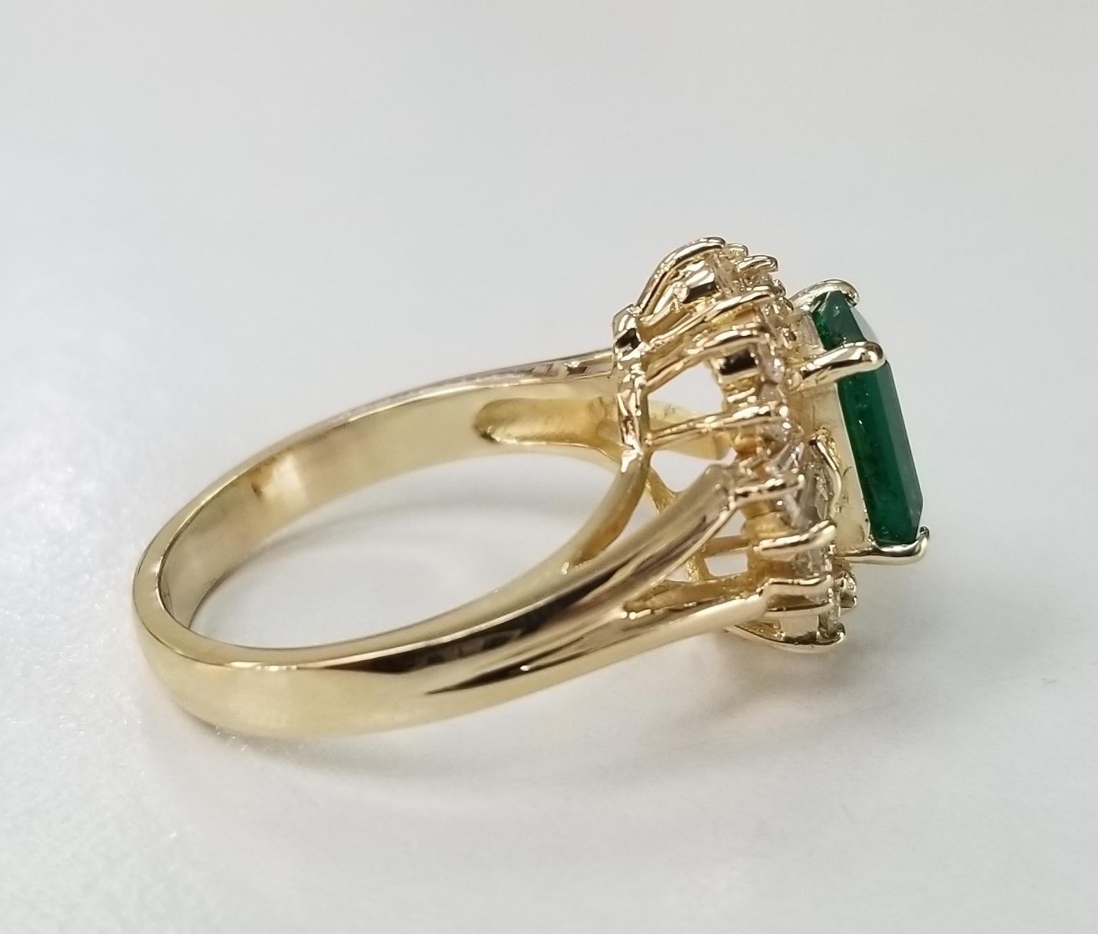 Contemporary GIA Certified Emerald 14 Karat Yellow Gold Emerald Diamond Ring