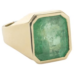 14 Karat Yellow Gold Emerald Signet Style Ring