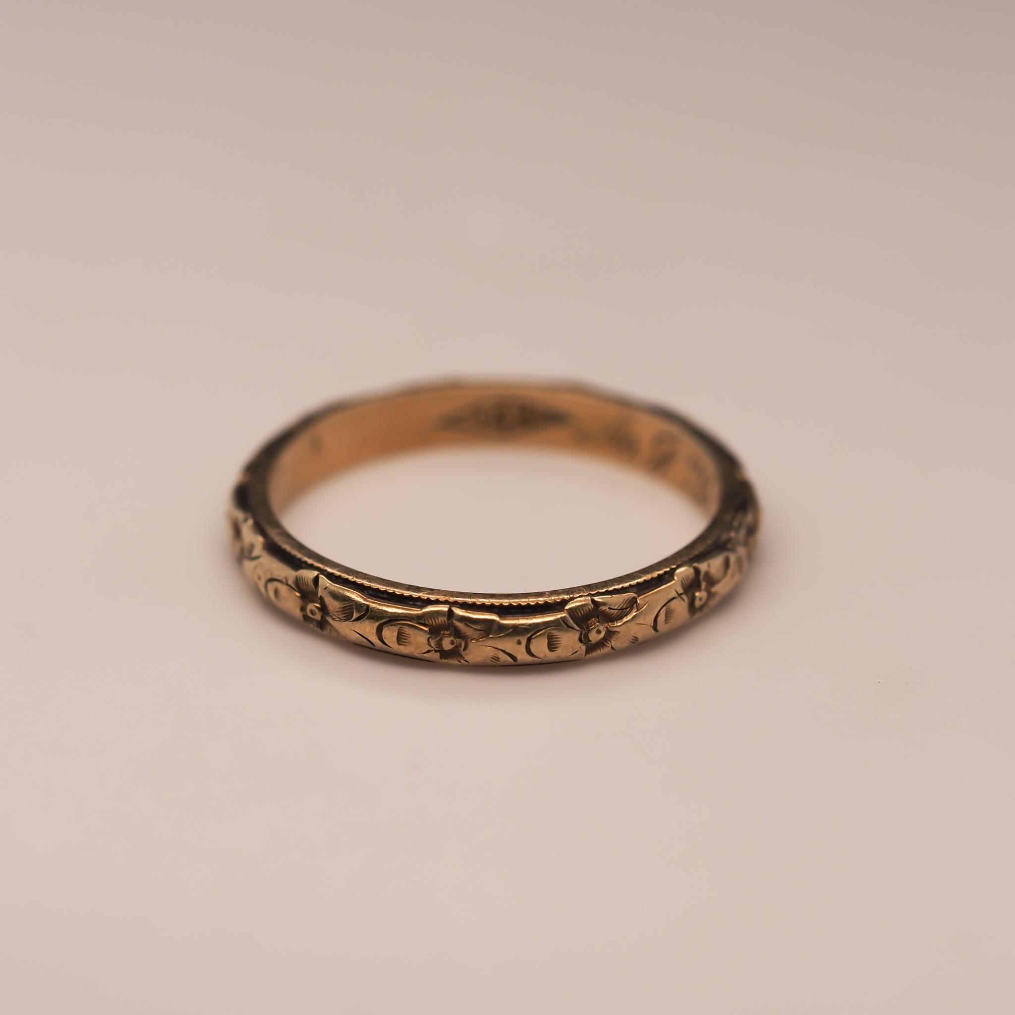 Ring Size: 7.75
Metal Type: 14K Yellow Gold [Hallmarked, and Tested]
Weight: 3.1 grams

Band Width: 2.9 mm
Condition: Excellent