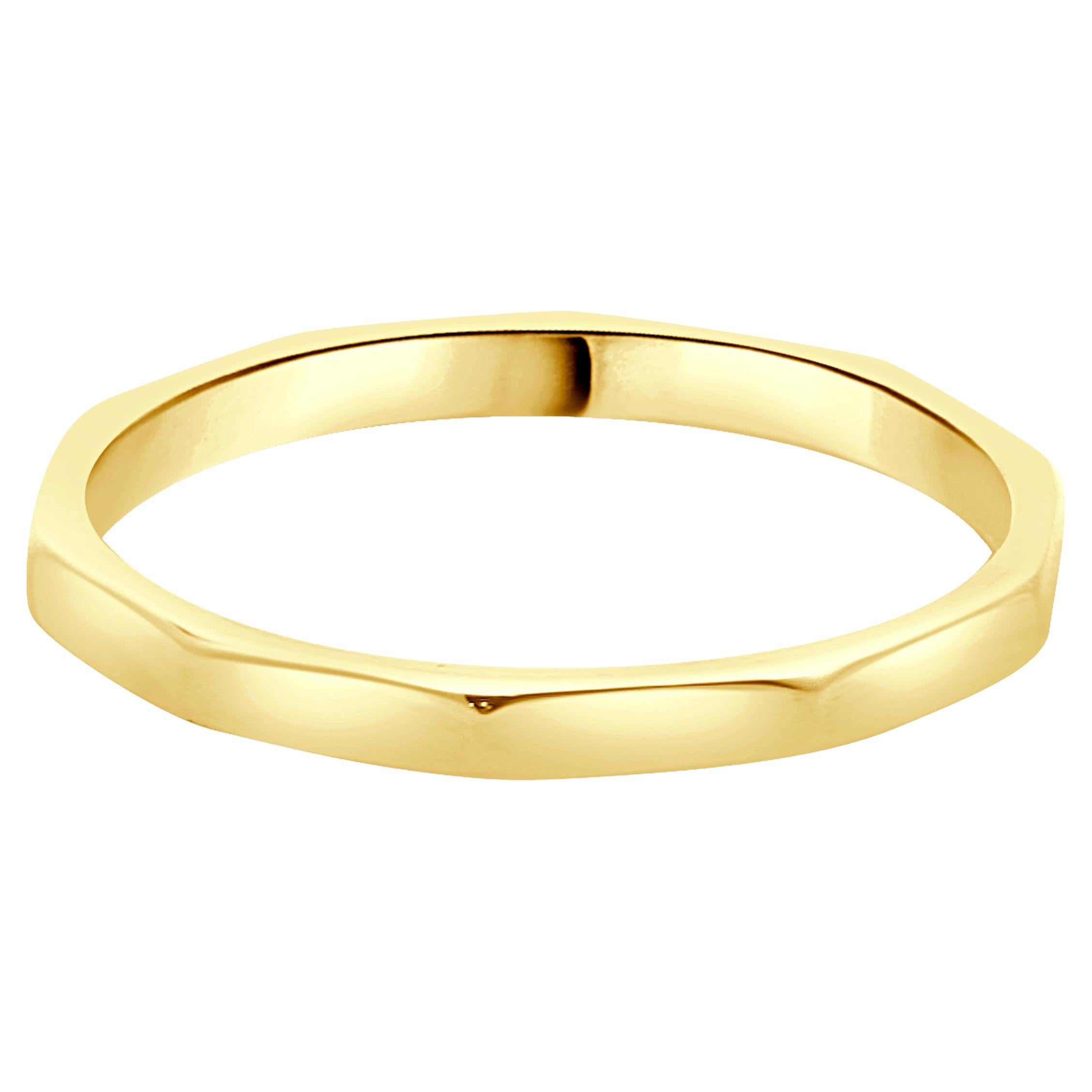 Anillo facetado de oro amarillo de 14 quilates