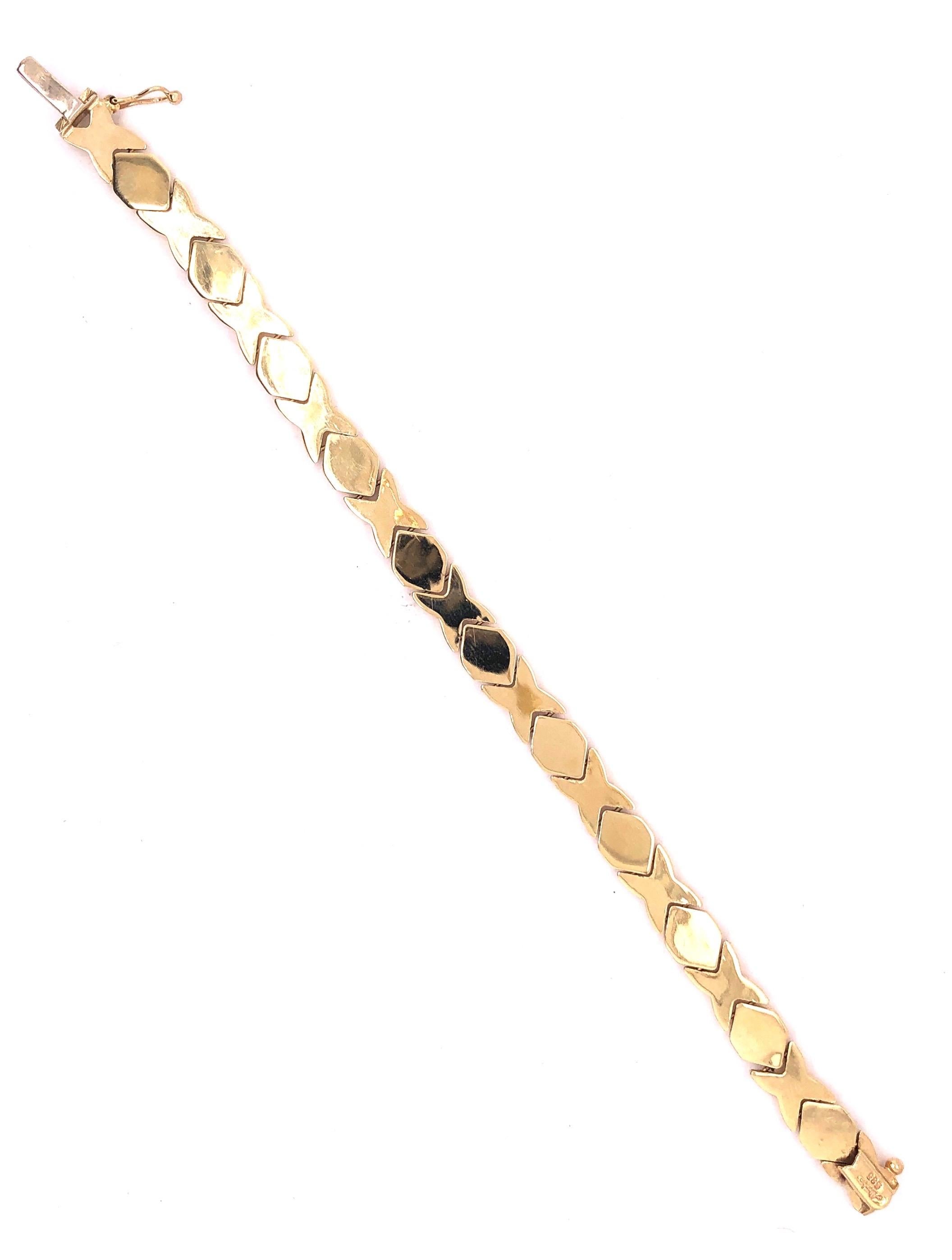 Modern 14 Karat Yellow Gold Fancy Link Bracelet For Sale