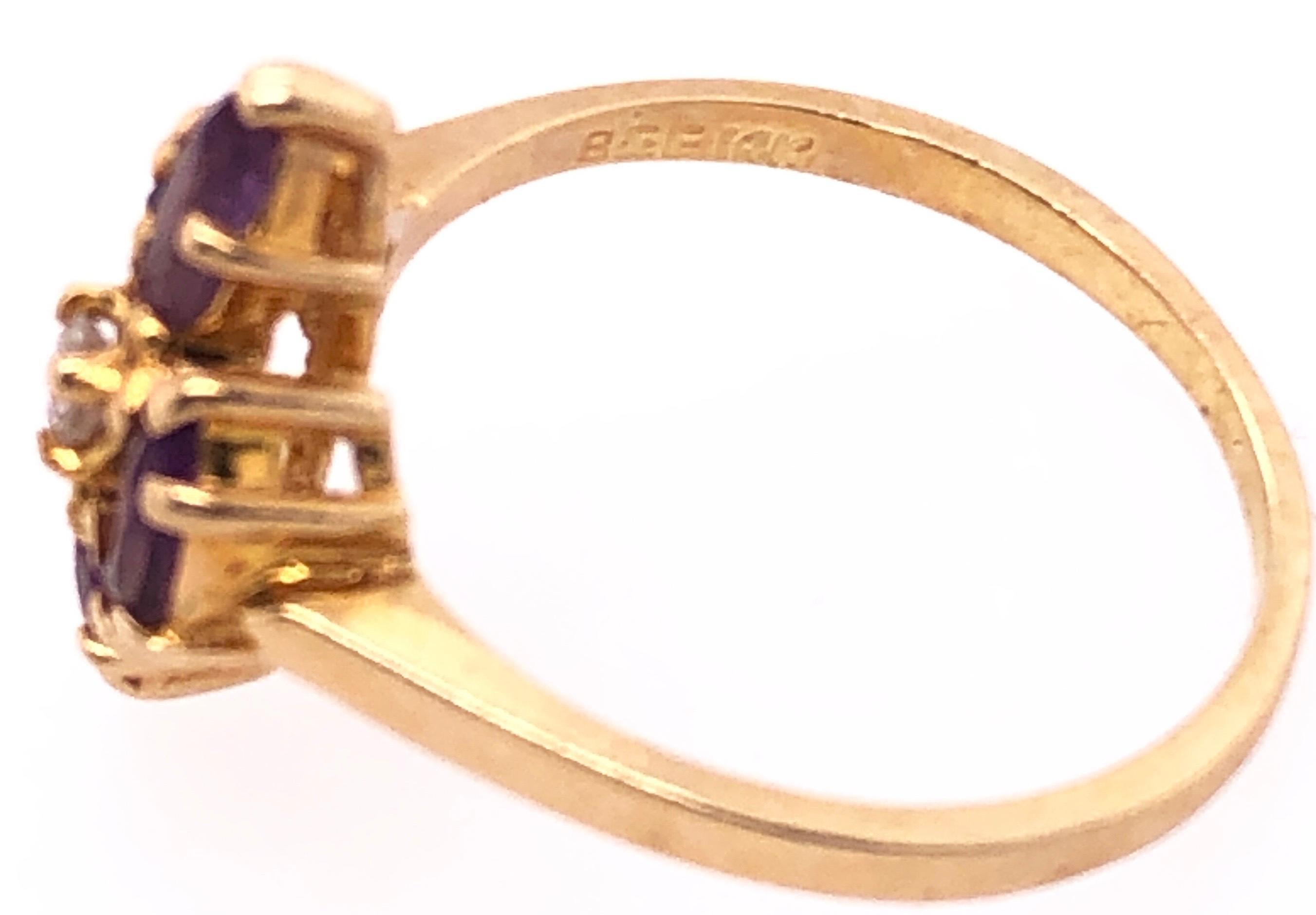 Modern 14 Karat Yellow Gold Fashion Amethyst Ring with Center Diamond For Sale