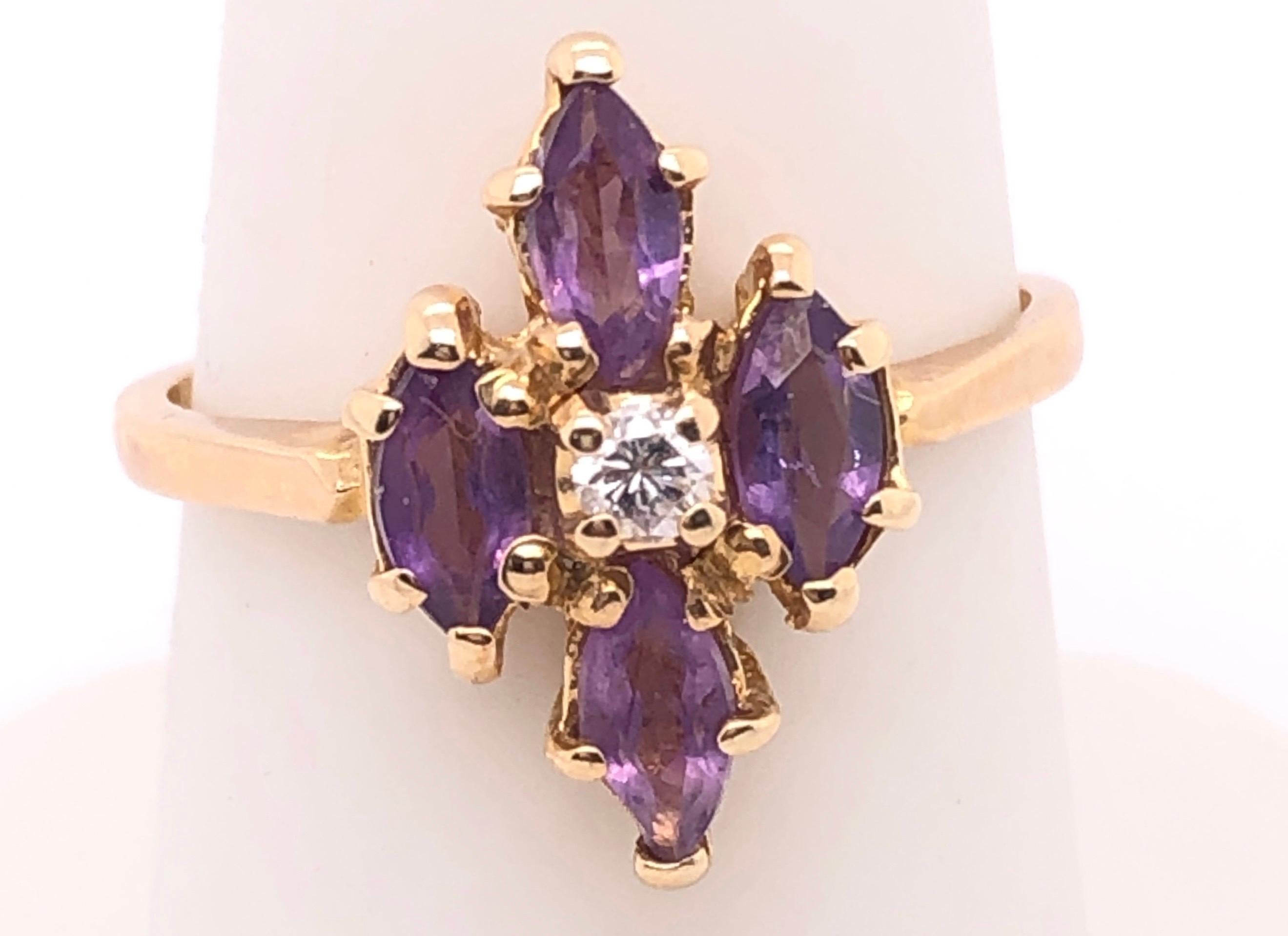 Women's or Men's 14 Karat Yellow Gold Fashion Amethyst Ring with Center Diamond For Sale