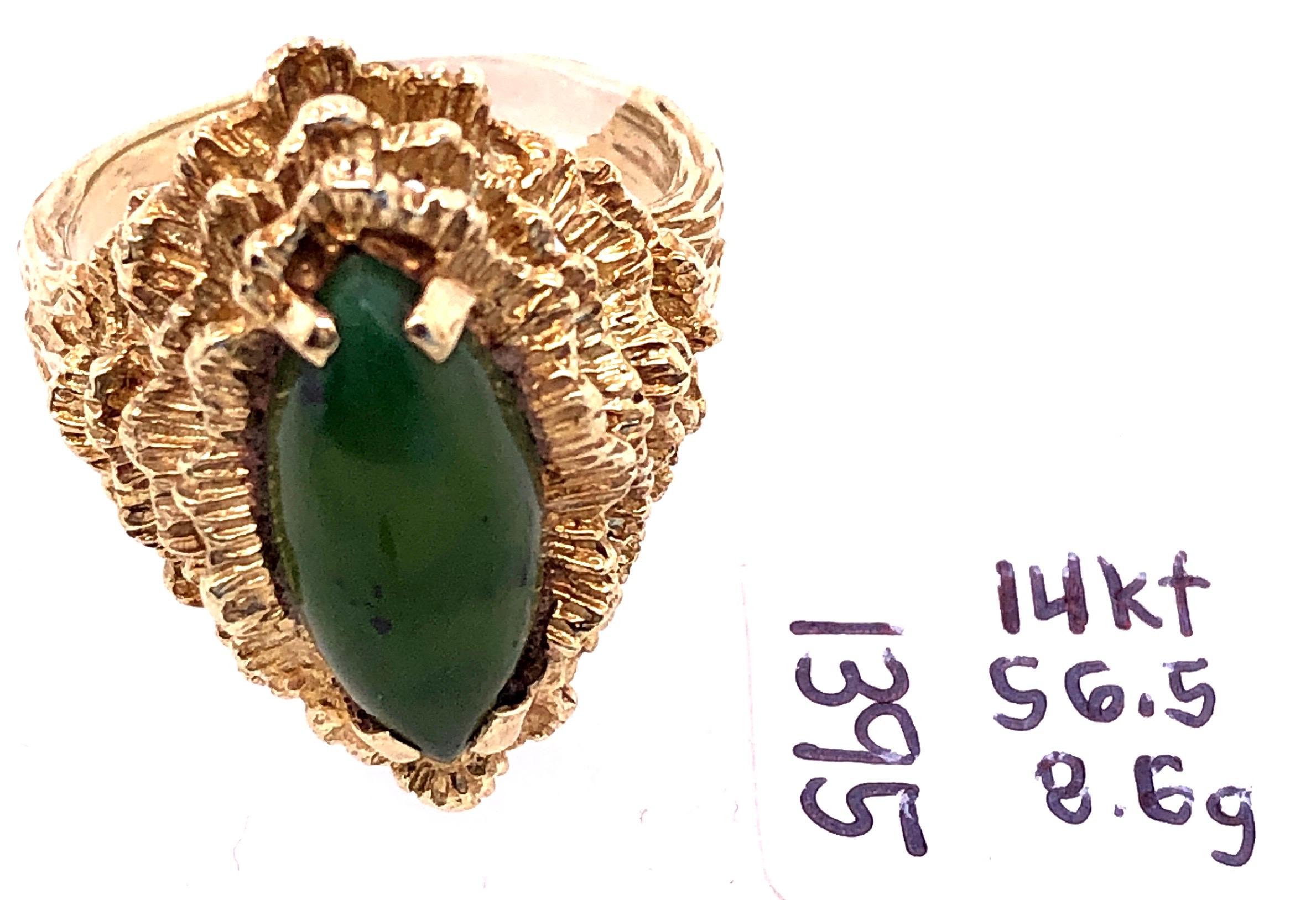 14 Karat Yellow Gold Fashion Jade Ring For Sale 5