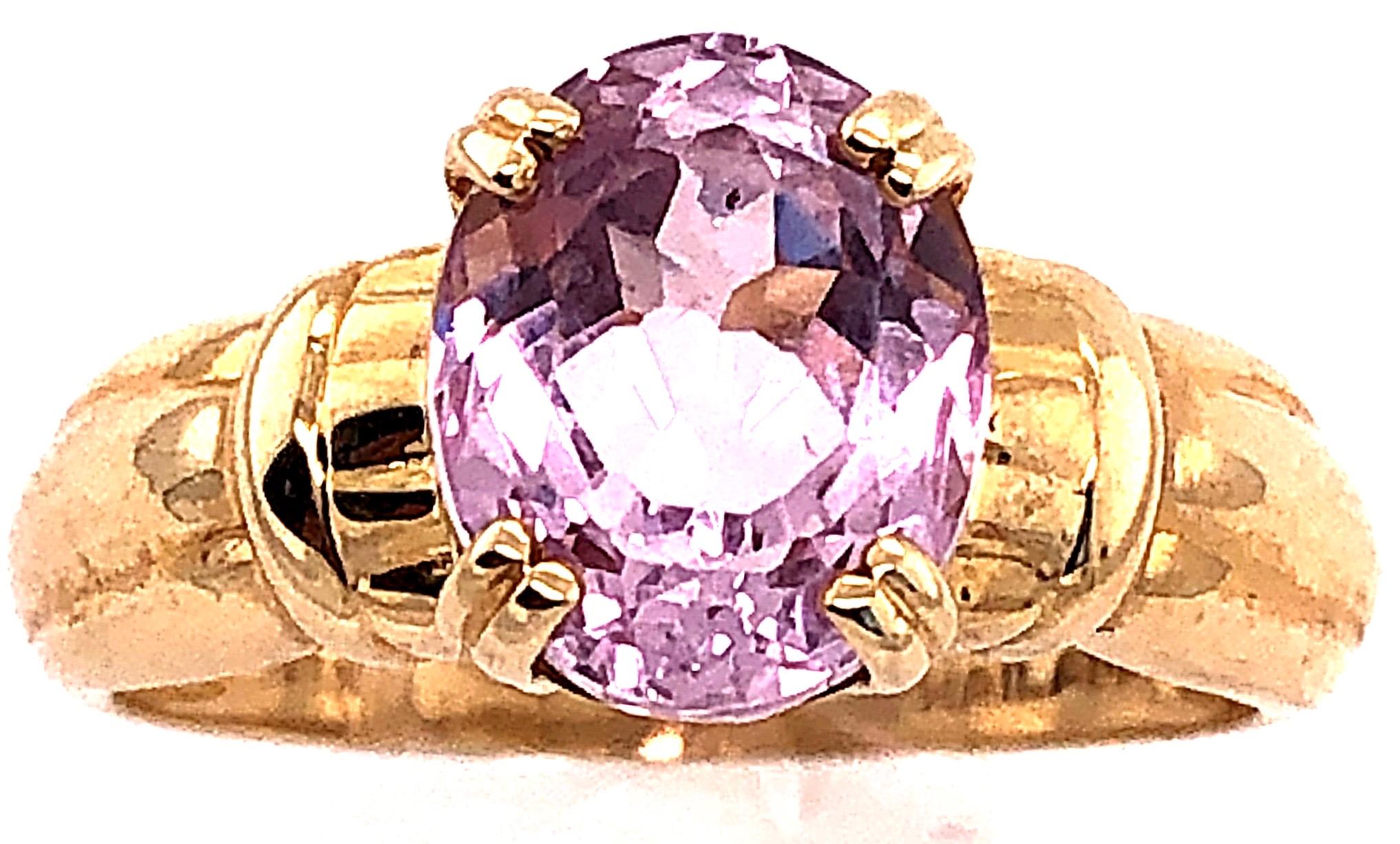 14 Karat Yellow Gold Fashion Oval Amethyst Ring Size 8.
10.00 mm x 8.00 mm amethyst
3.65 grams total weight.
