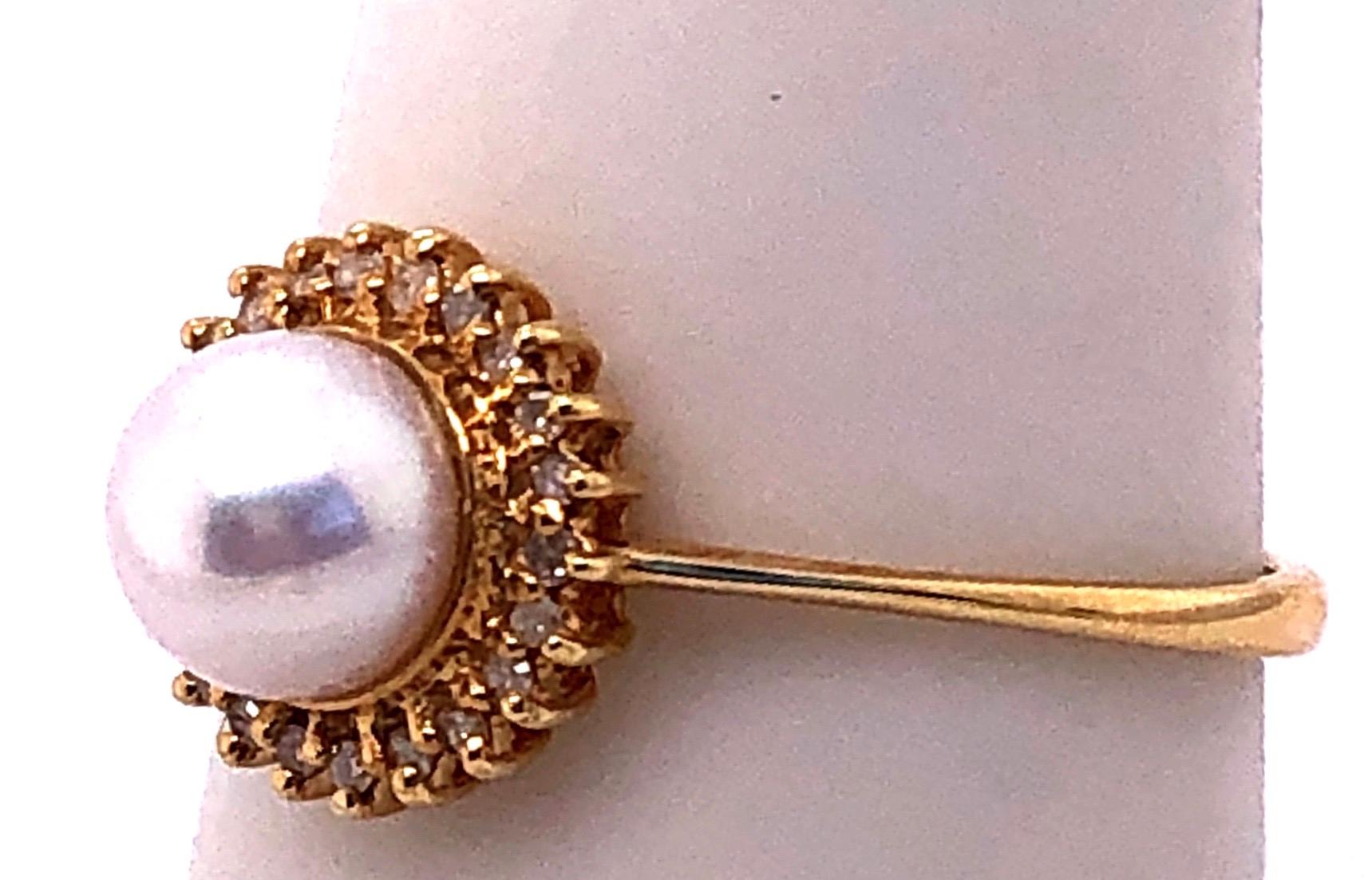 14 Karat Yellow Gold Fashion Pearl Ring with Diamonds In Good Condition For Sale In Stamford, CT