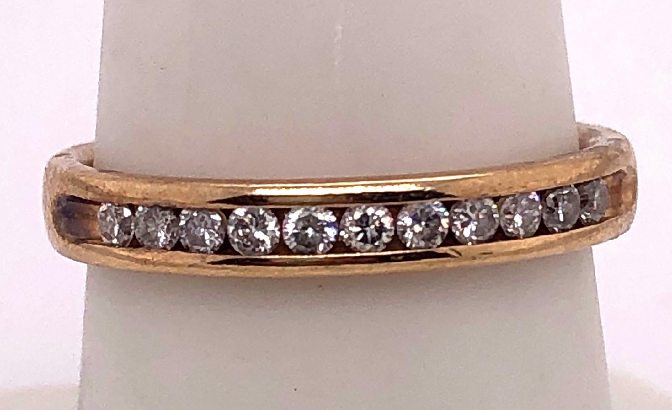 14 Karat Yellow Gold Fashion Ring with Diamonds .33 Total Diamond Weight In Good Condition For Sale In Stamford, CT