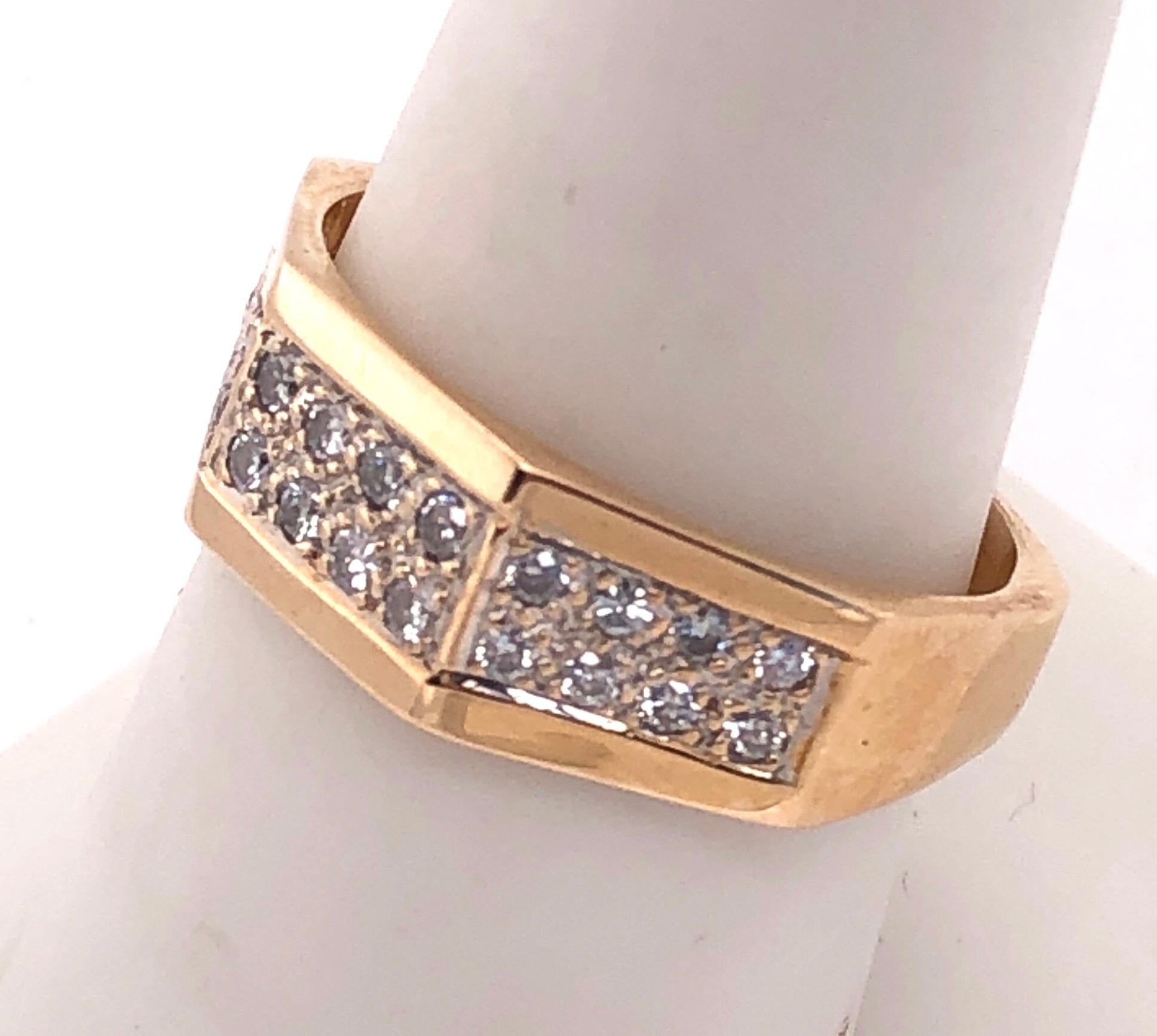 14 Karat Yellow Gold Fashion Ring with Diamonds For Sale 1
