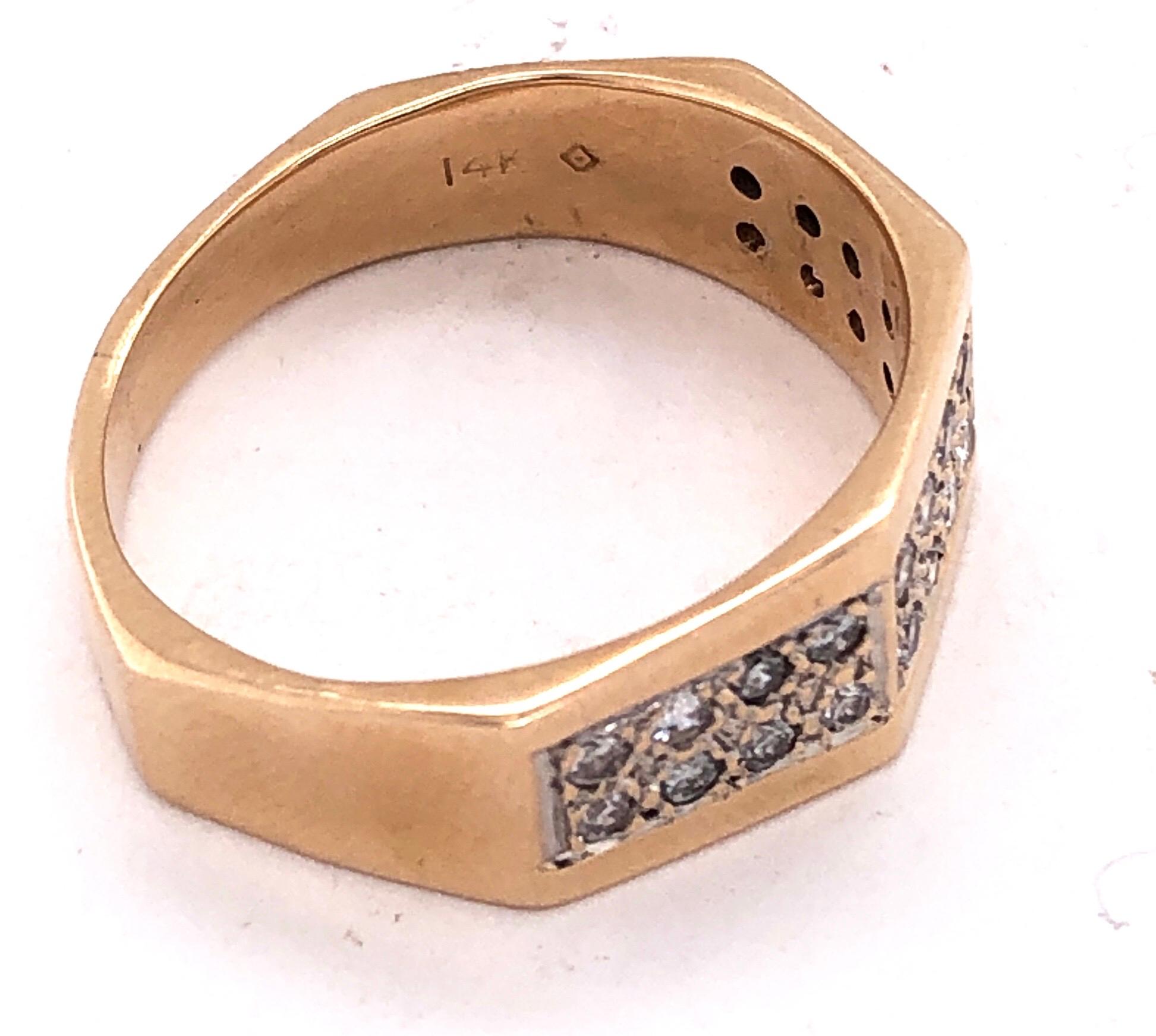 14 Karat Yellow Gold Fashion Ring with Diamonds For Sale 3