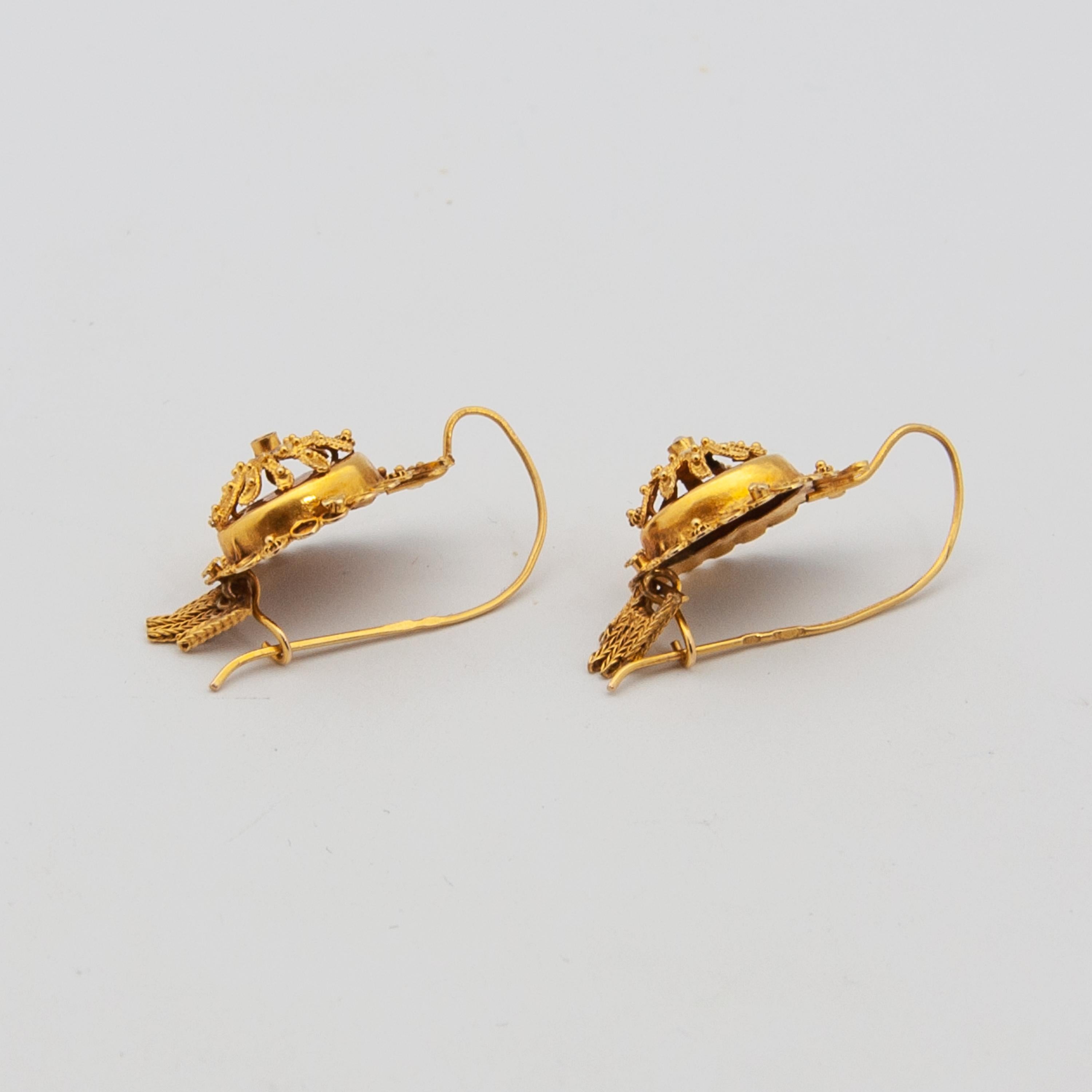 Antike 14K Gold Quasten-Ohrringe und Brosche, Schmuck-Set mit Quasten (Rundschliff) im Angebot