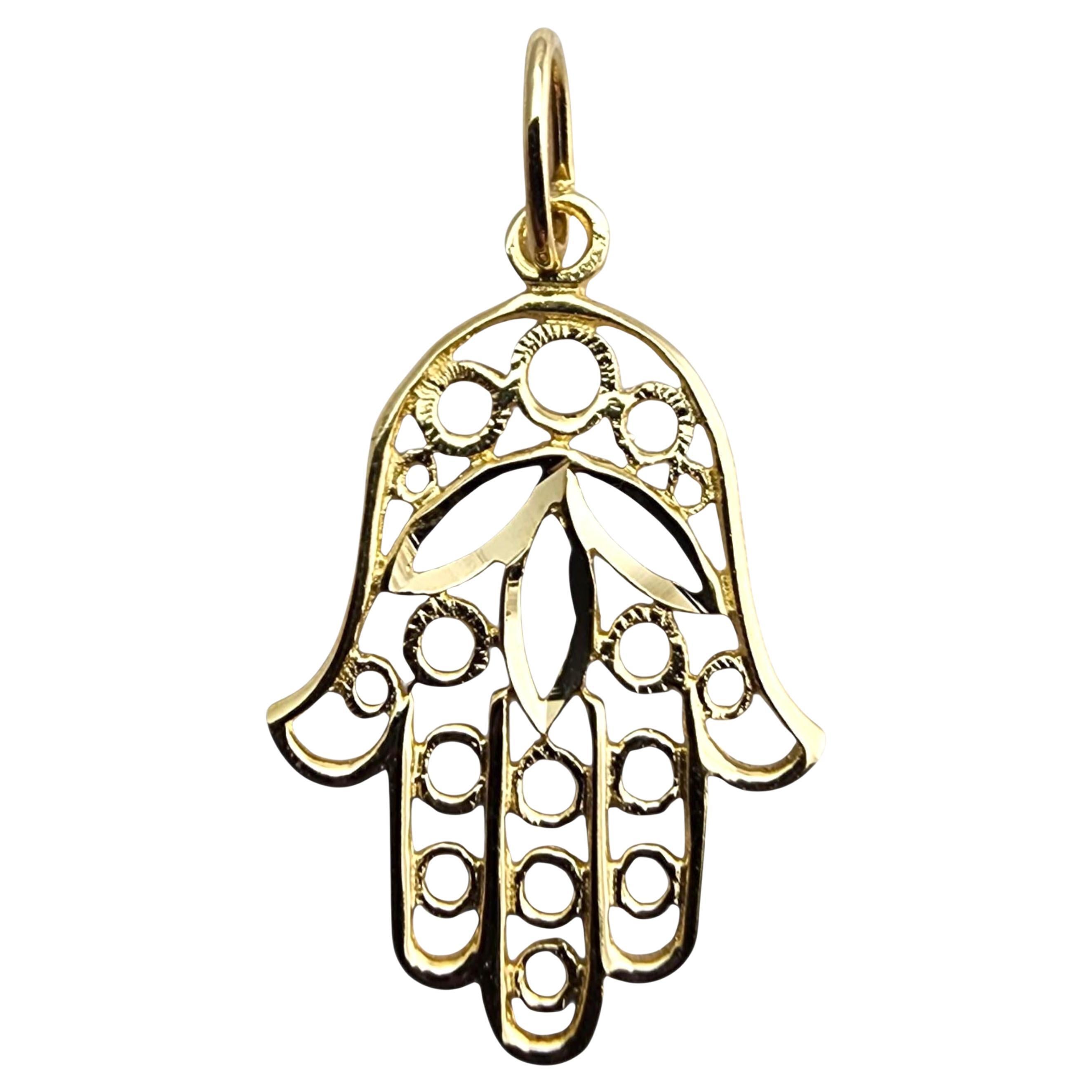 14 Karat Yellow Gold Filigree Hamsa Pendant #23921