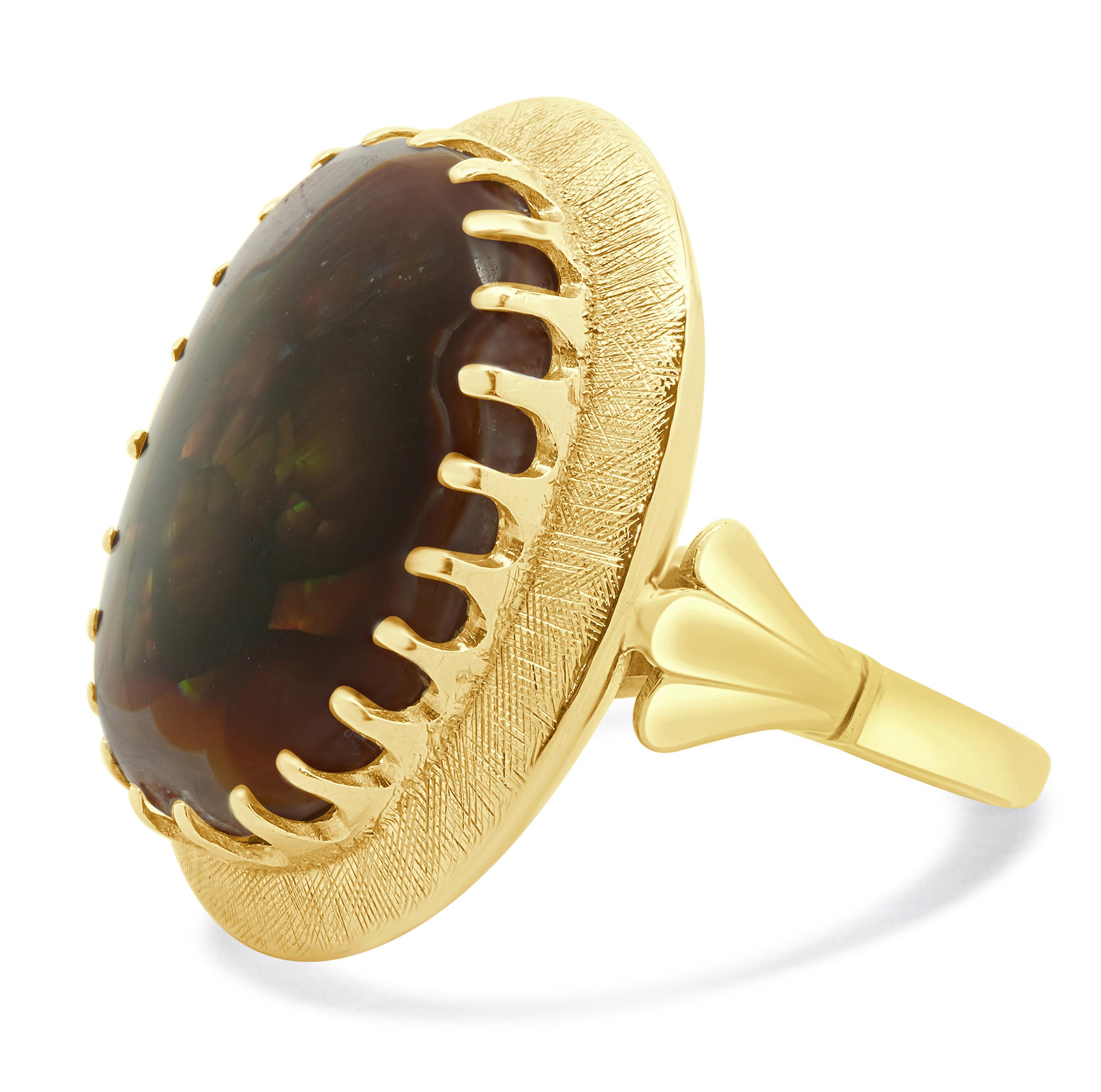 Anello in oro giallo 14 carati con agata di fuoco In condizioni ottime in vendita a Scottsdale, AZ