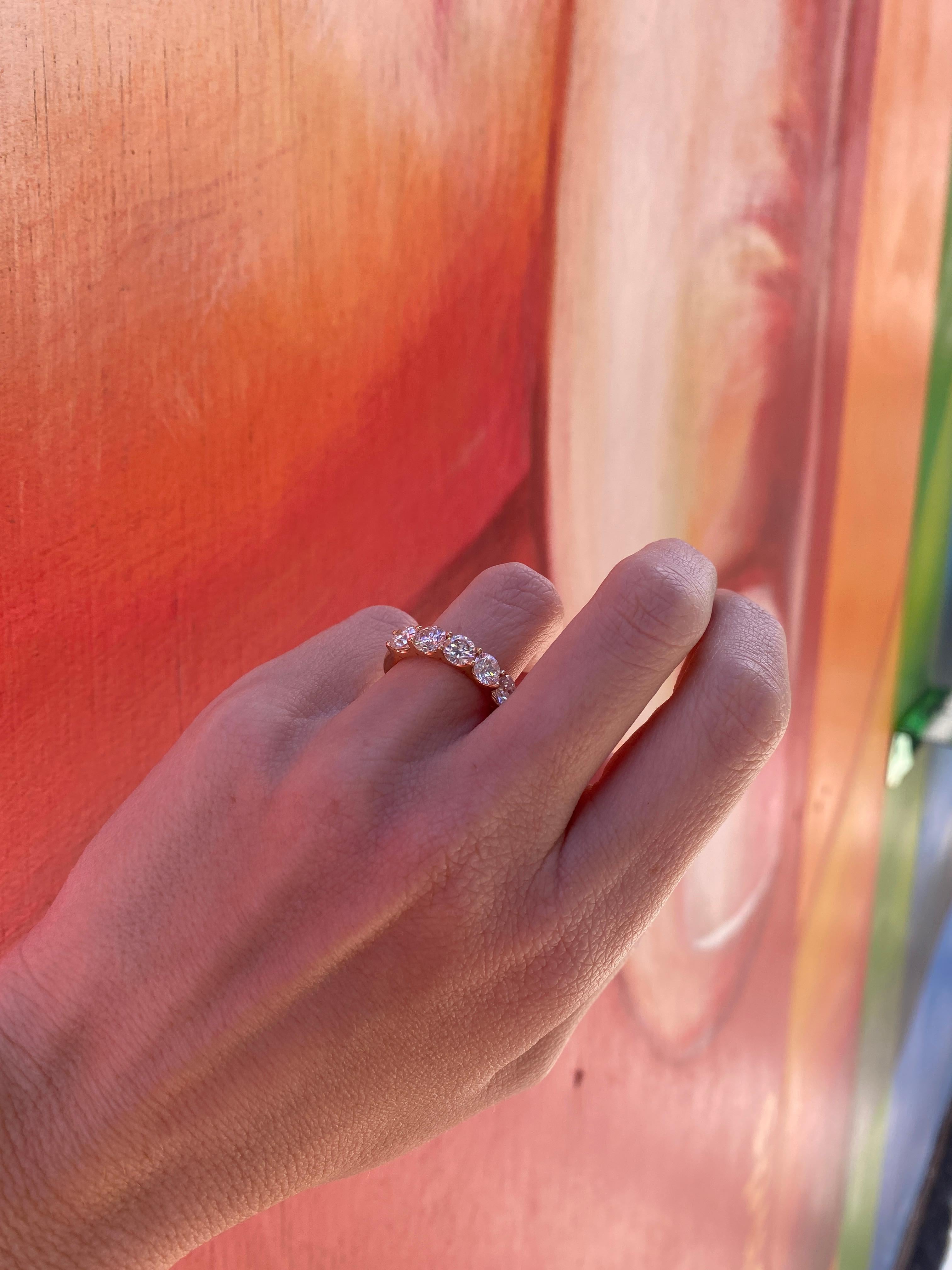 Bandeau en or jaune 14 carats à cinq pierres en diamant naturel en vente 8