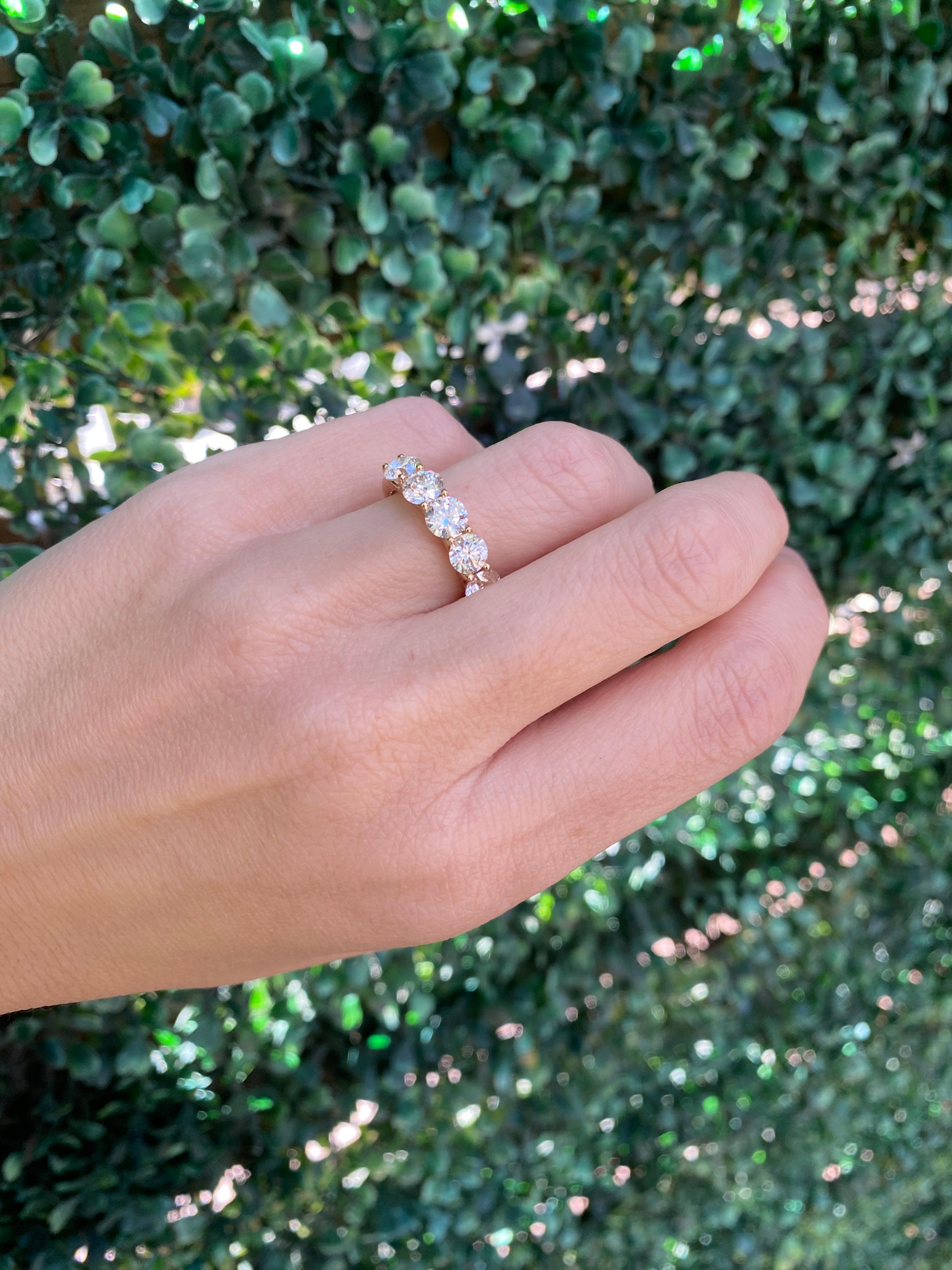 Bandeau en or jaune 14 carats à cinq pierres en diamant naturel Neuf - En vente à Houston, TX