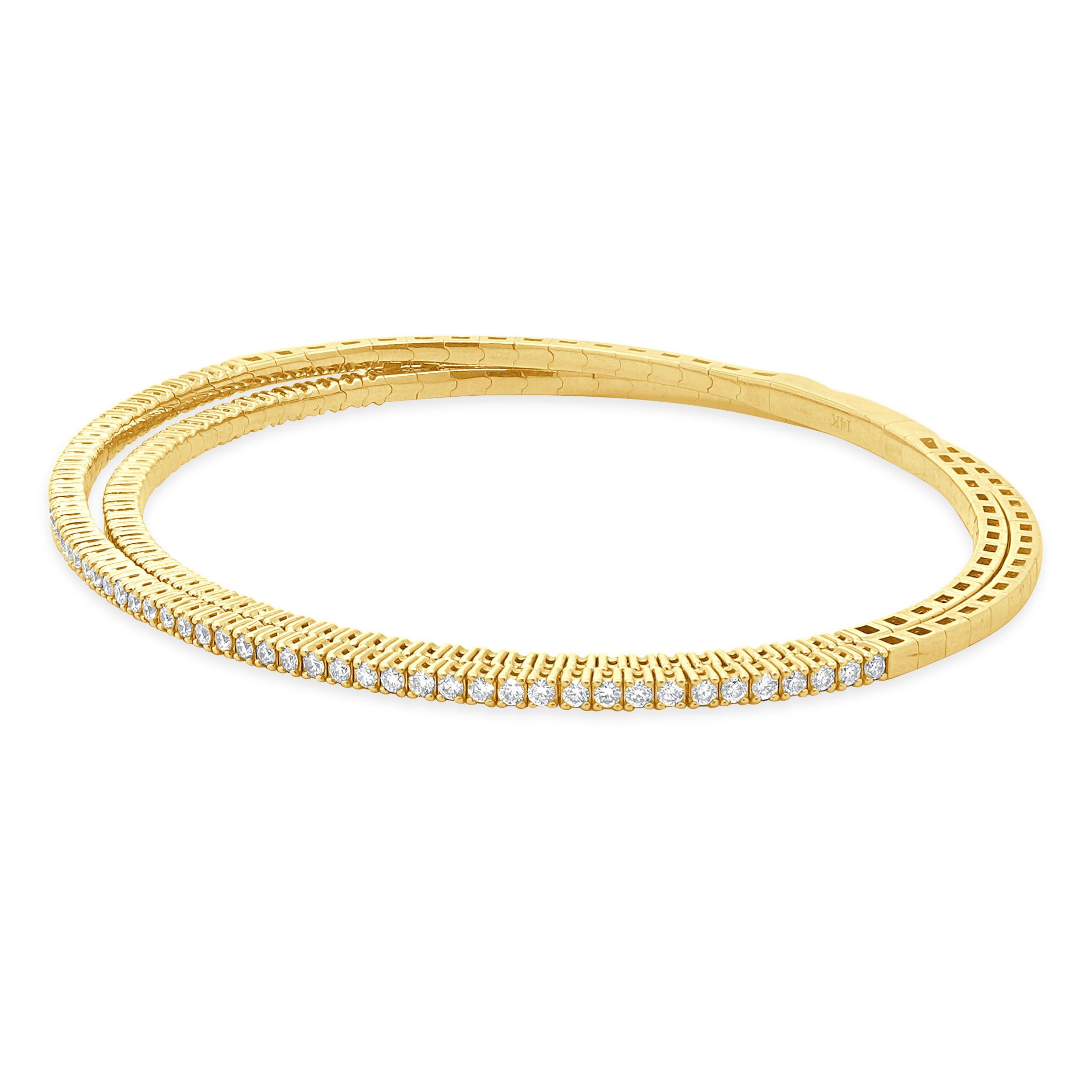 Designer : design personnalisé
Matériau : Or jaune 14K
Diamant : taille ronde brillante = 1,60cttw
Couleur : G
Clarté : SI1
Dimensions : le bracelet convient à un poignet de 7 pouces maximum.
Poids : 11.63 grammes
