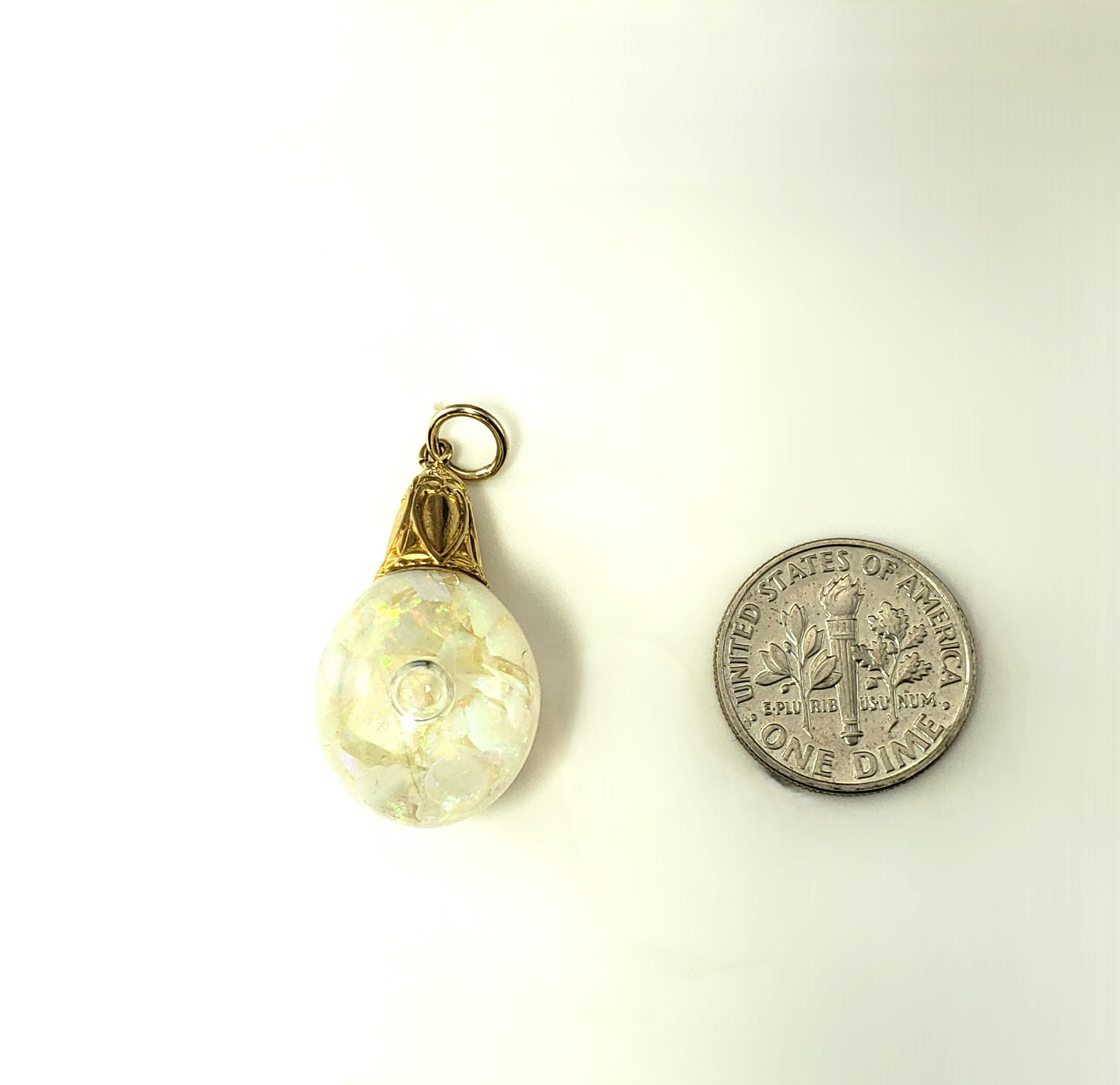 Pendentif opale flottante en or jaune 14 carats n° 20197 Bon état - En vente à Washington Depot, CT