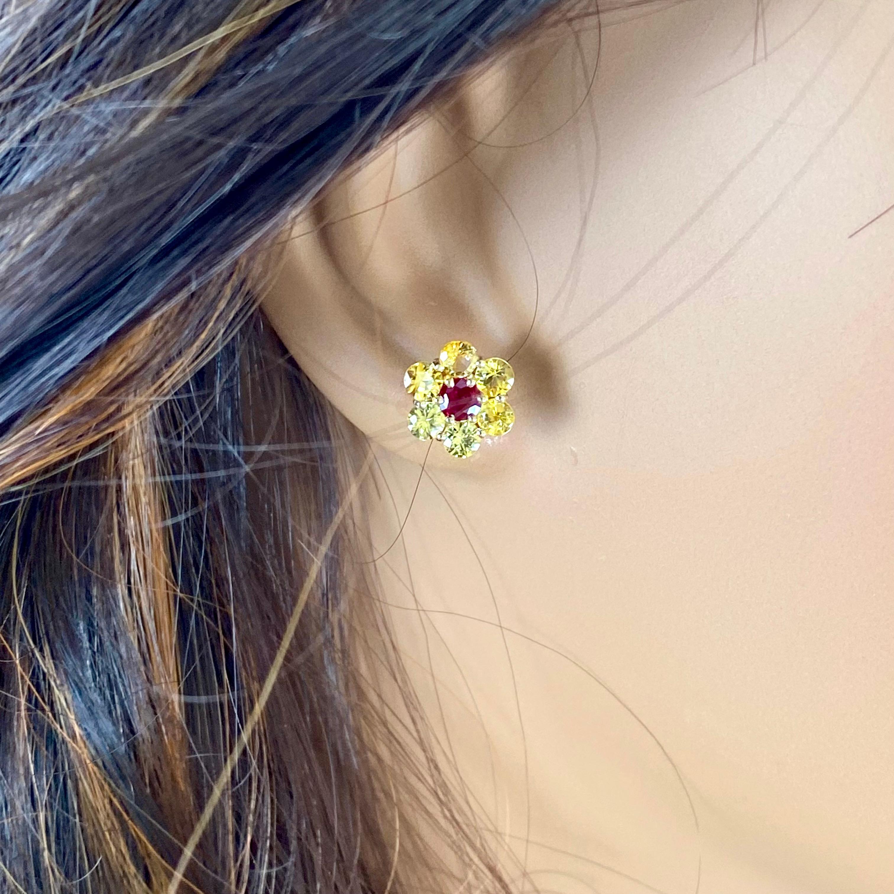 Introducing our exquisite 14 Karat Yellow Gold Floral Stud Earrings, a testament to elegance and sophistication. Crafted with meticulous attention to detail, these earrings are a stunning addition to any jewelry collection.
Each earring features a