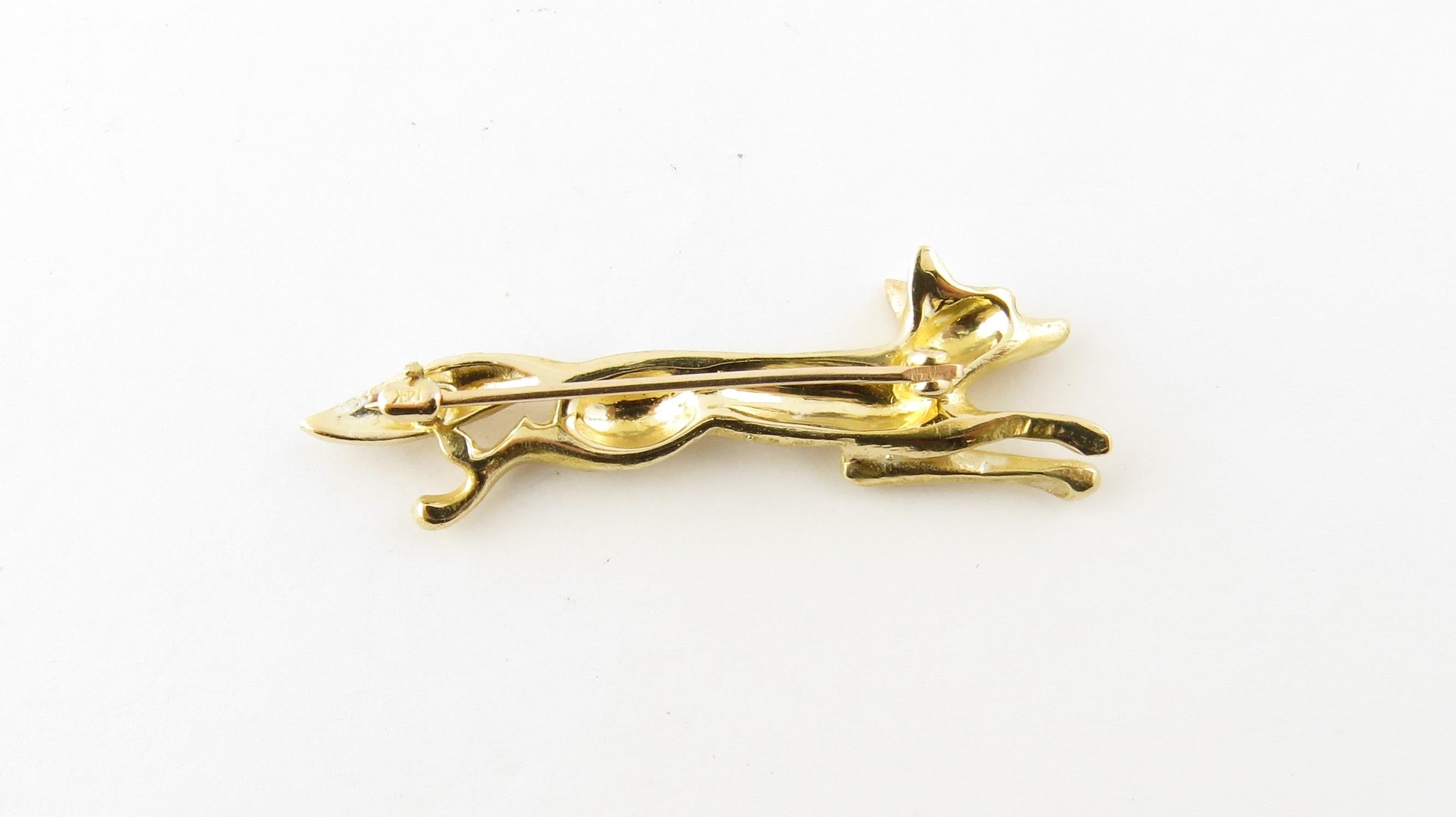 14 Karat Yellow Gold Fox Brooch or Pin In Good Condition In Washington Depot, CT