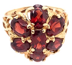 14 Karat Gelbgold Frei geformter Granat-Blumenring