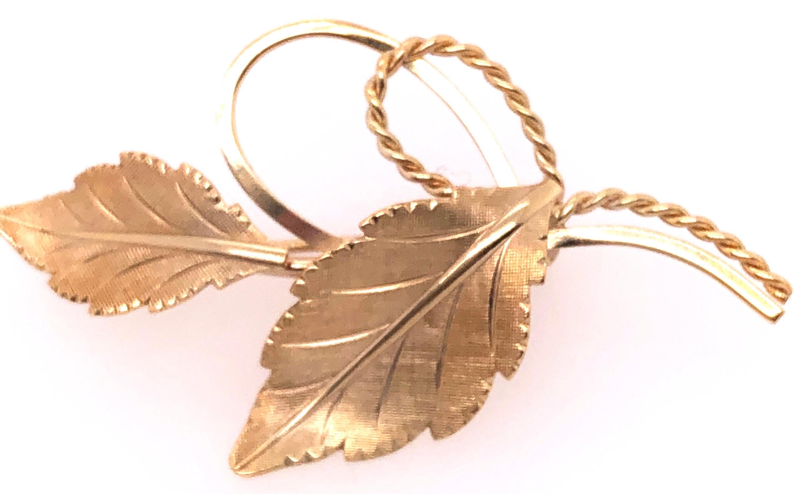 14 Karat Yellow Gold Freeform Leaf Brooch or Pin For Sale 1