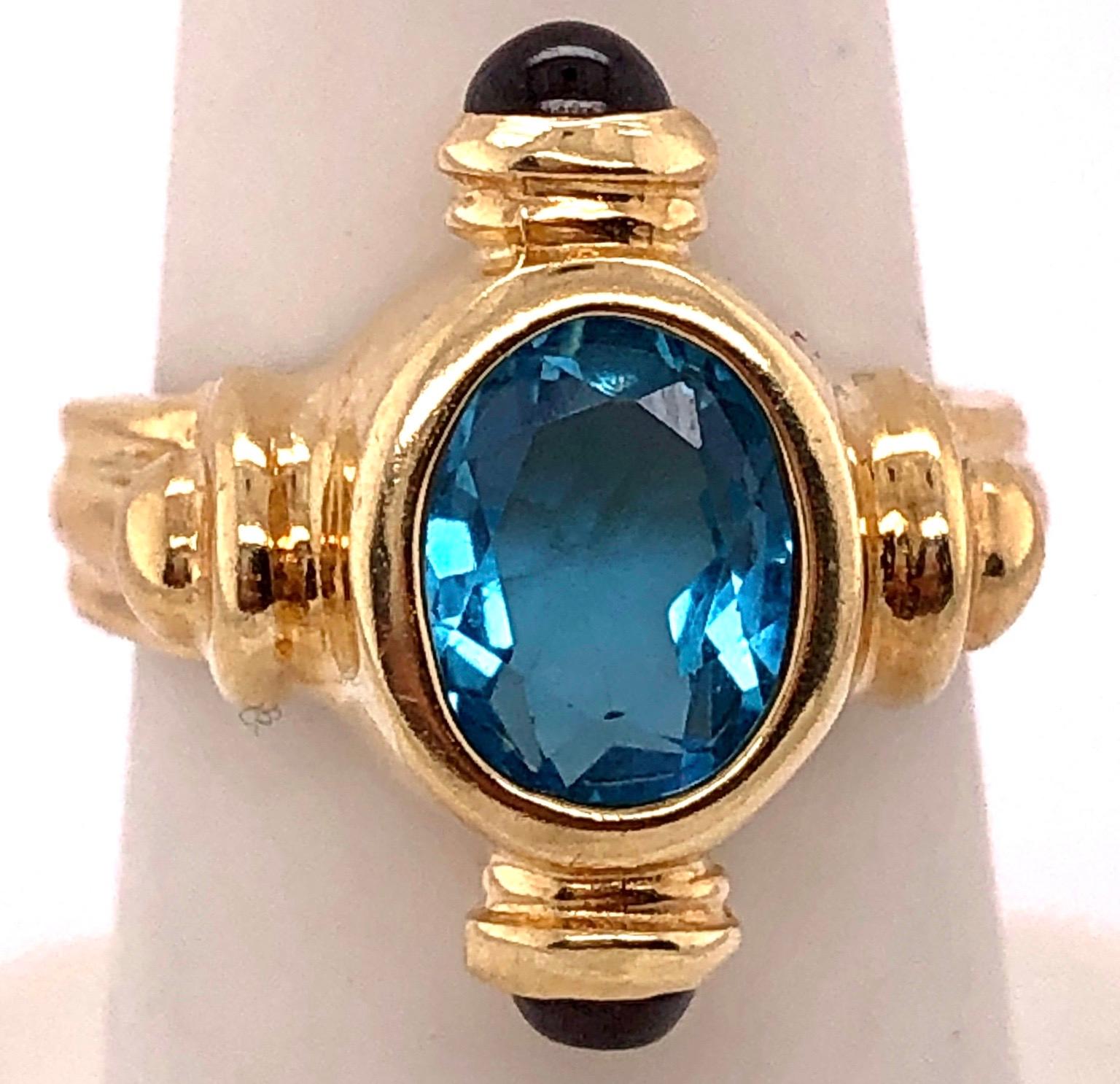 14 Karat Yellow Gold Free Form Ring with Stones.
Size 6
7 grams total weight.