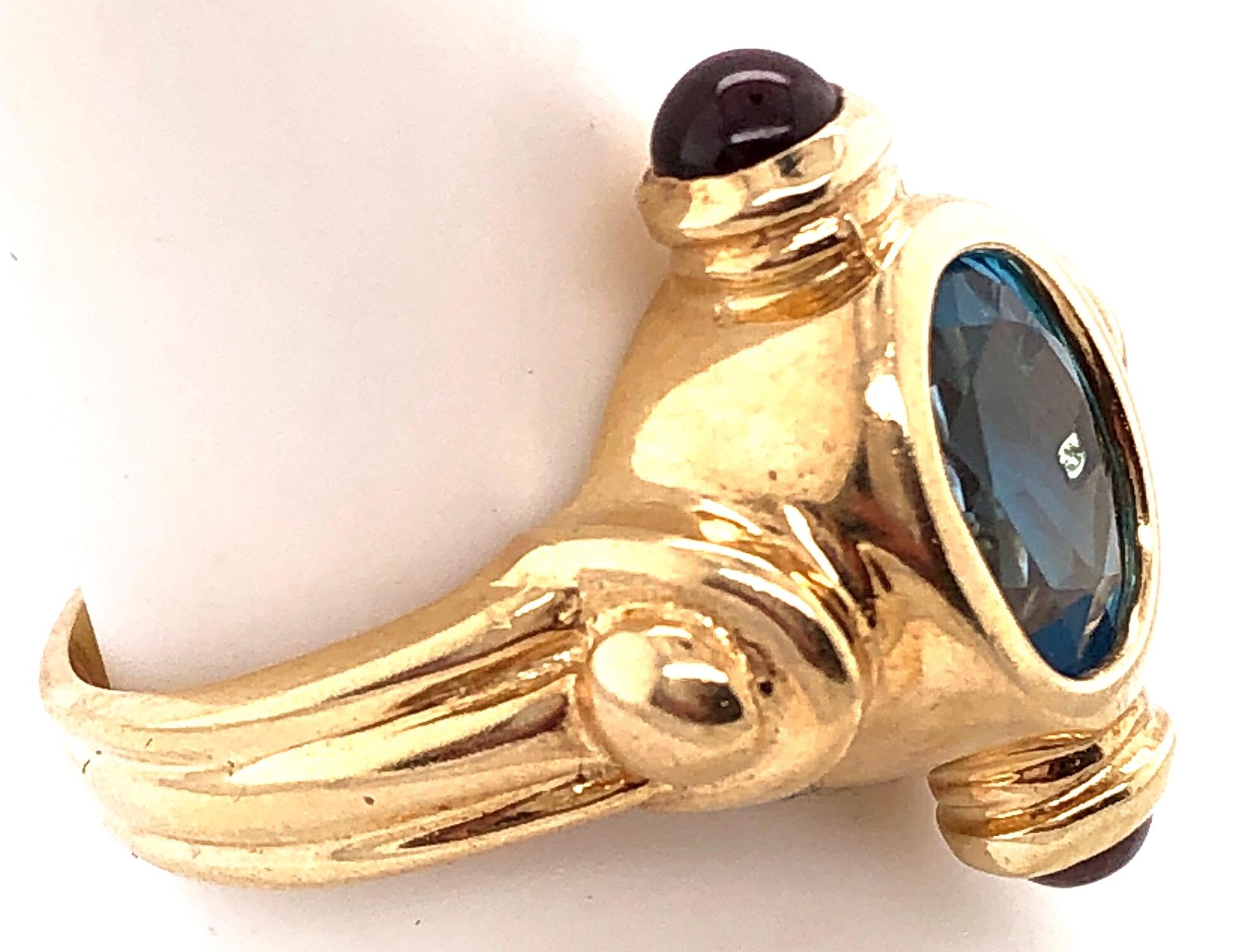14 Karat Yellow Gold Free Form Ring with Stones For Sale 3