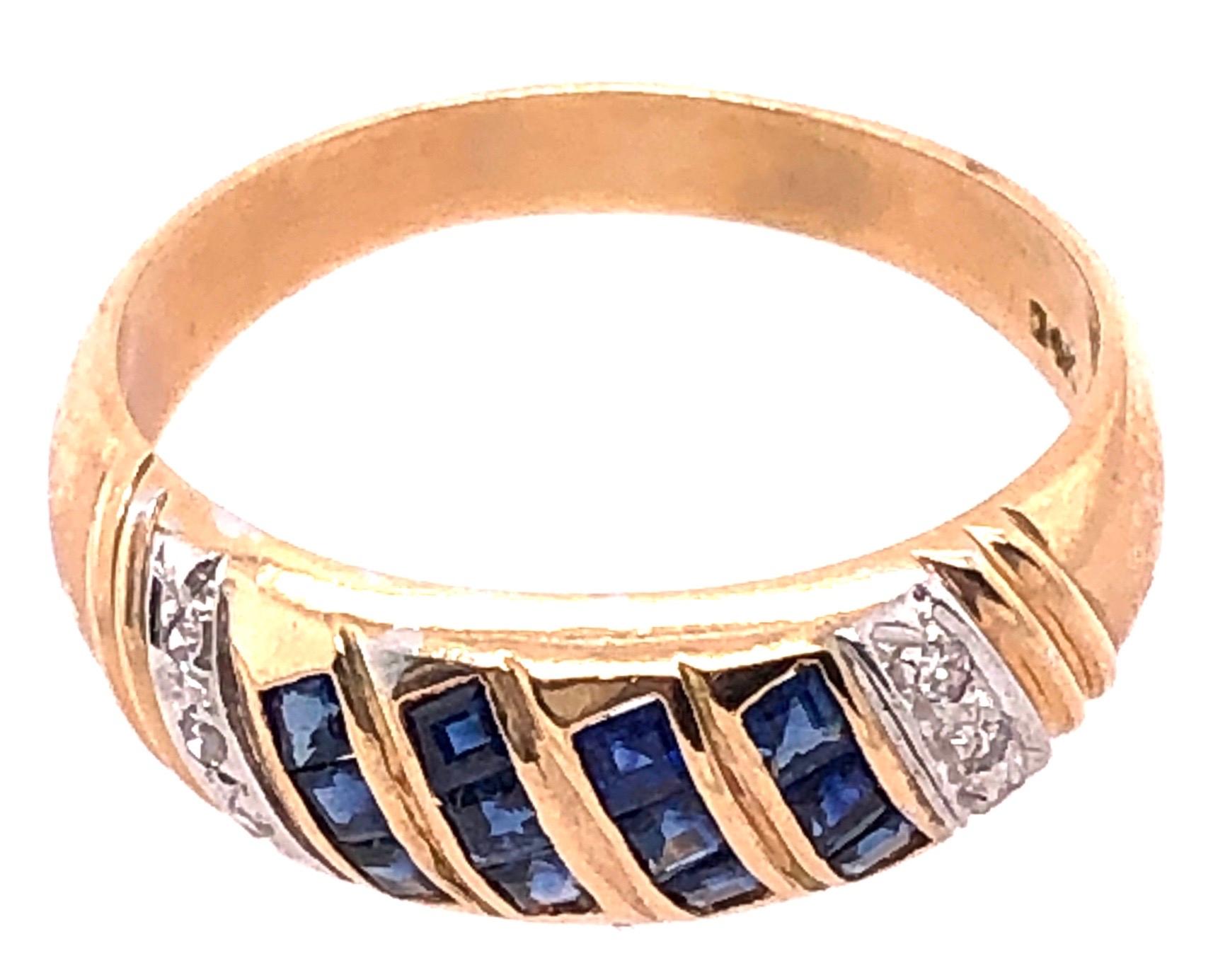 14 Karat Yellow Gold Free Form Sapphire and Diamond Band Ring 0.06 TDW For Sale 1