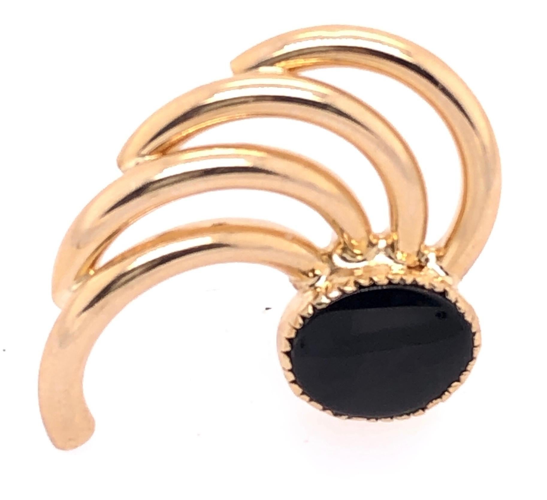 14 Karat Yellow Gold Free Style Onyx Earrings .
4.31 grams total weight.